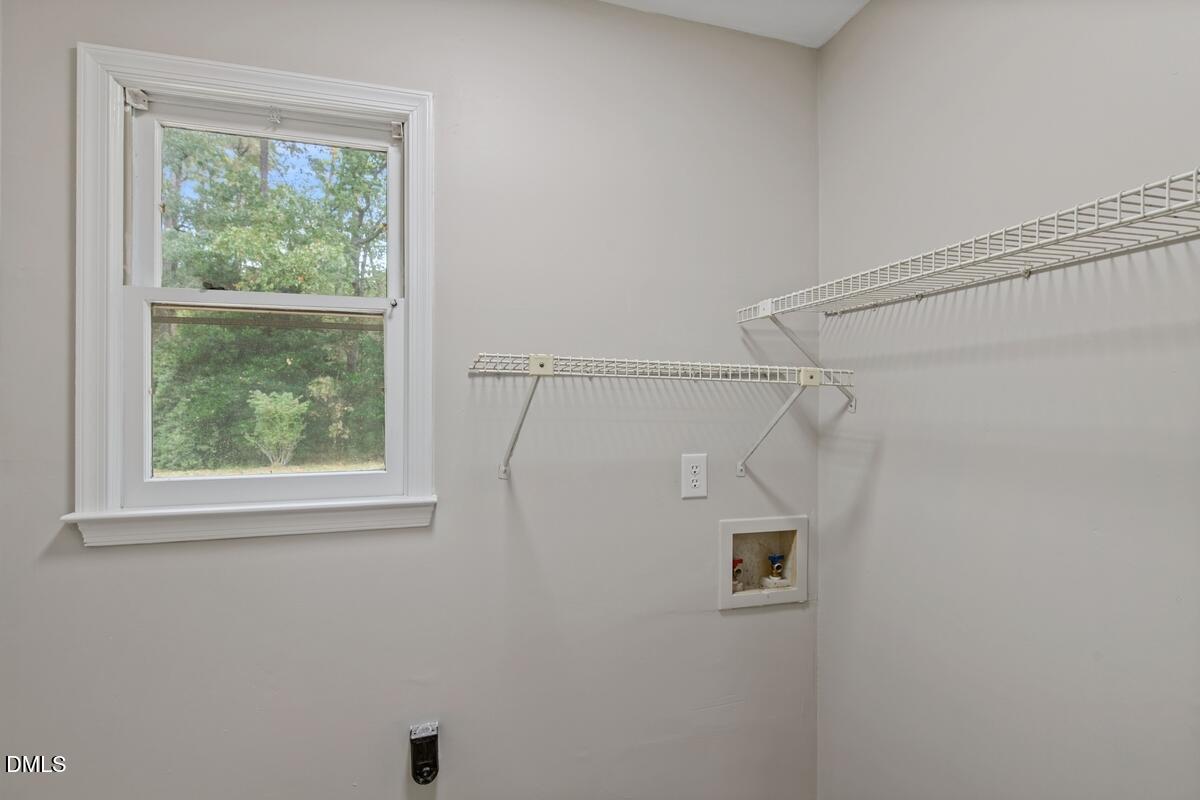 305 Reynolds Avenue Property Photo 11