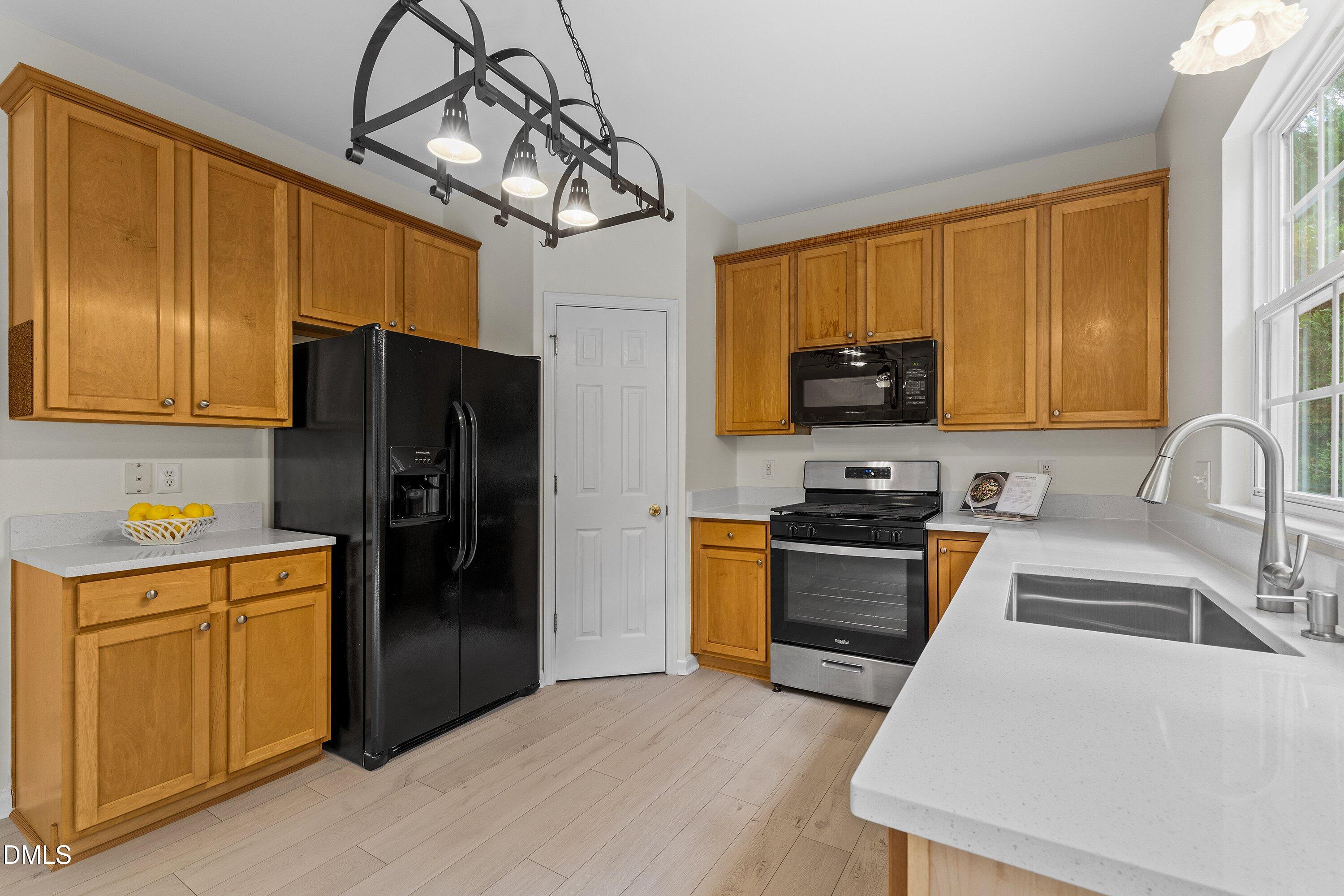 112 Huntersville Road Property Photo 15