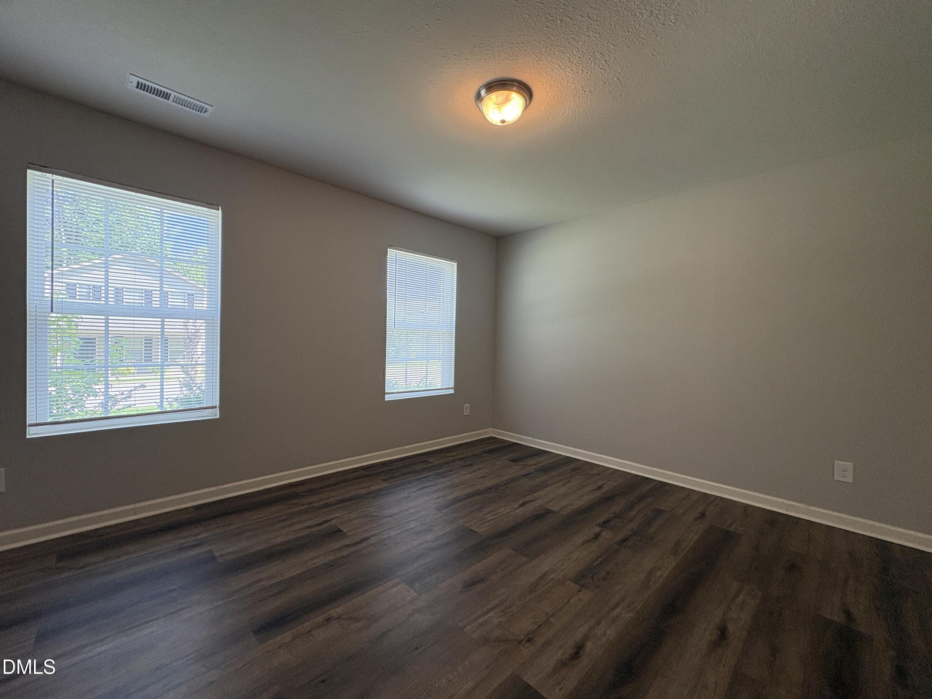 1412 Tamarino Drive Property Photo 4