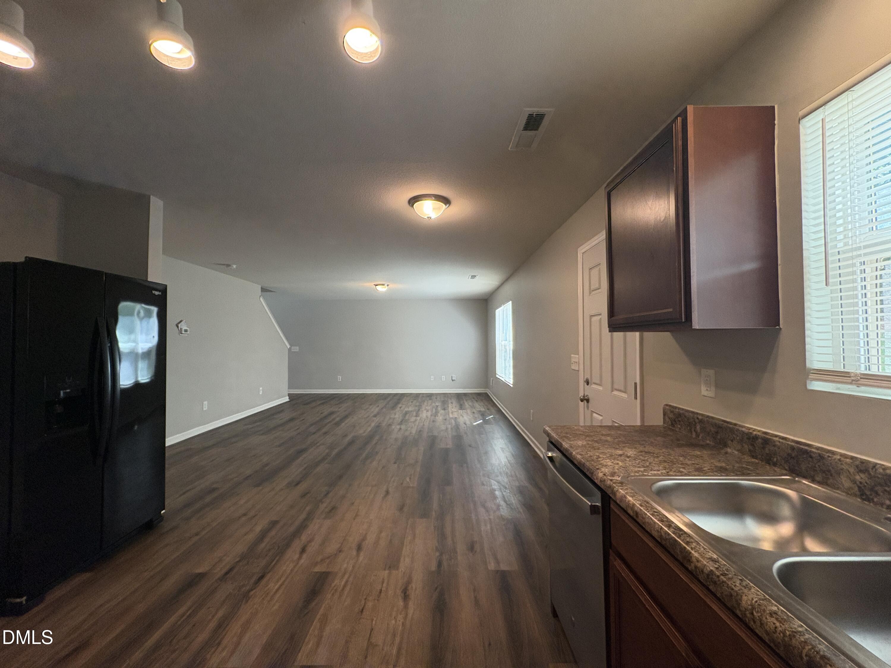 1412 Tamarino Drive Property Photo 9