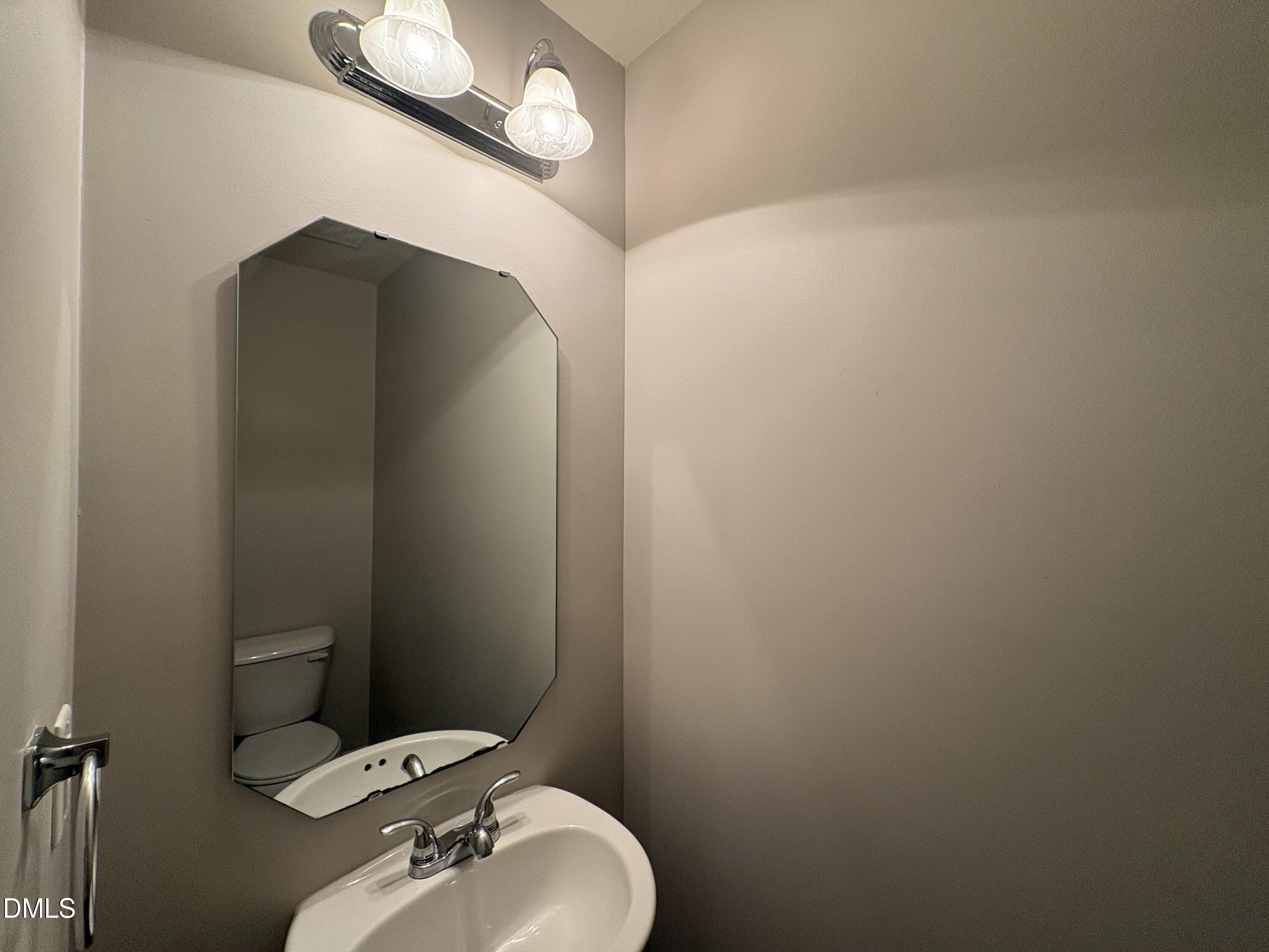1412 Tamarino Drive Property Photo 10