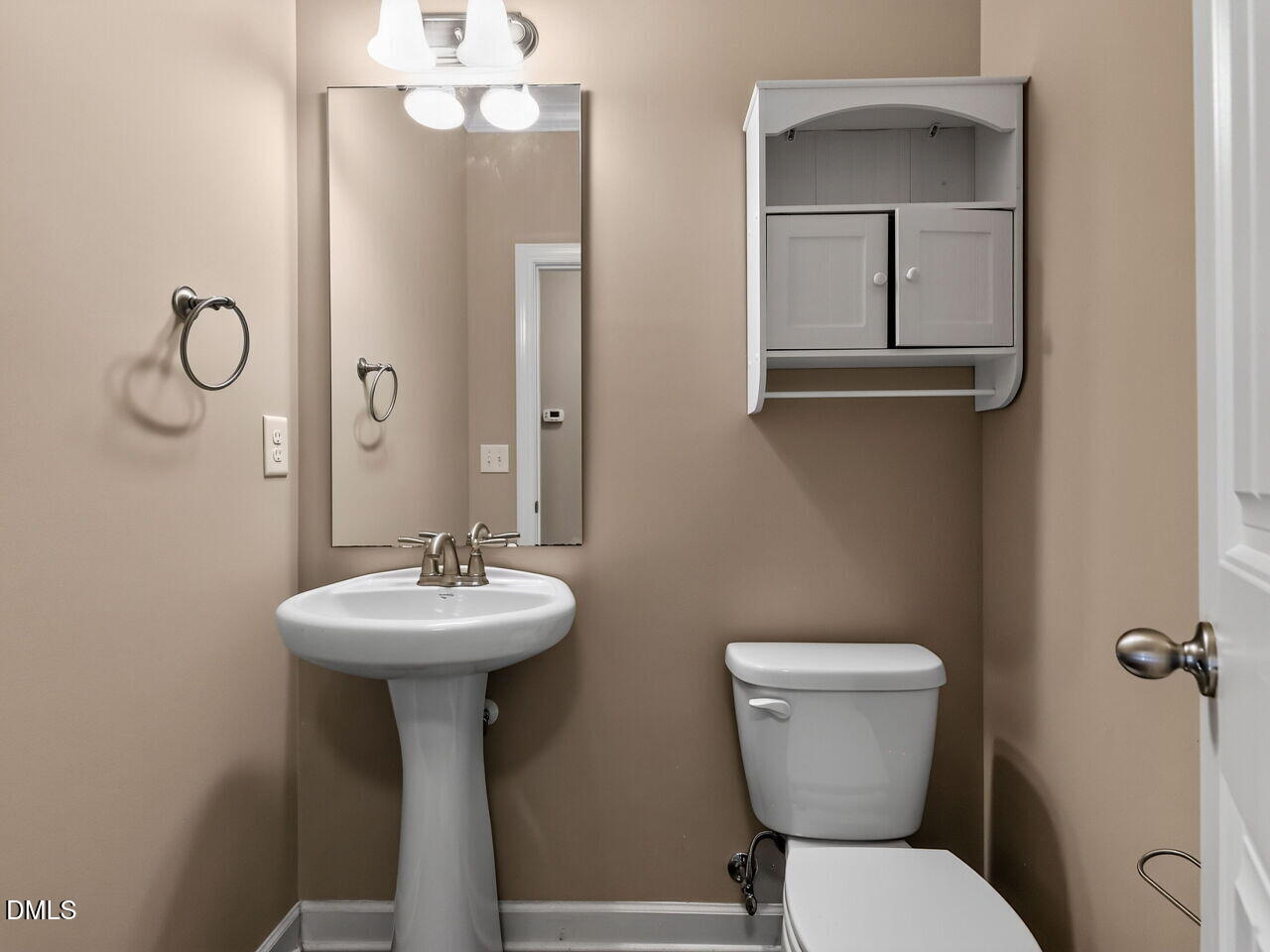 1612 Gracie Girl Way Property Photo 6