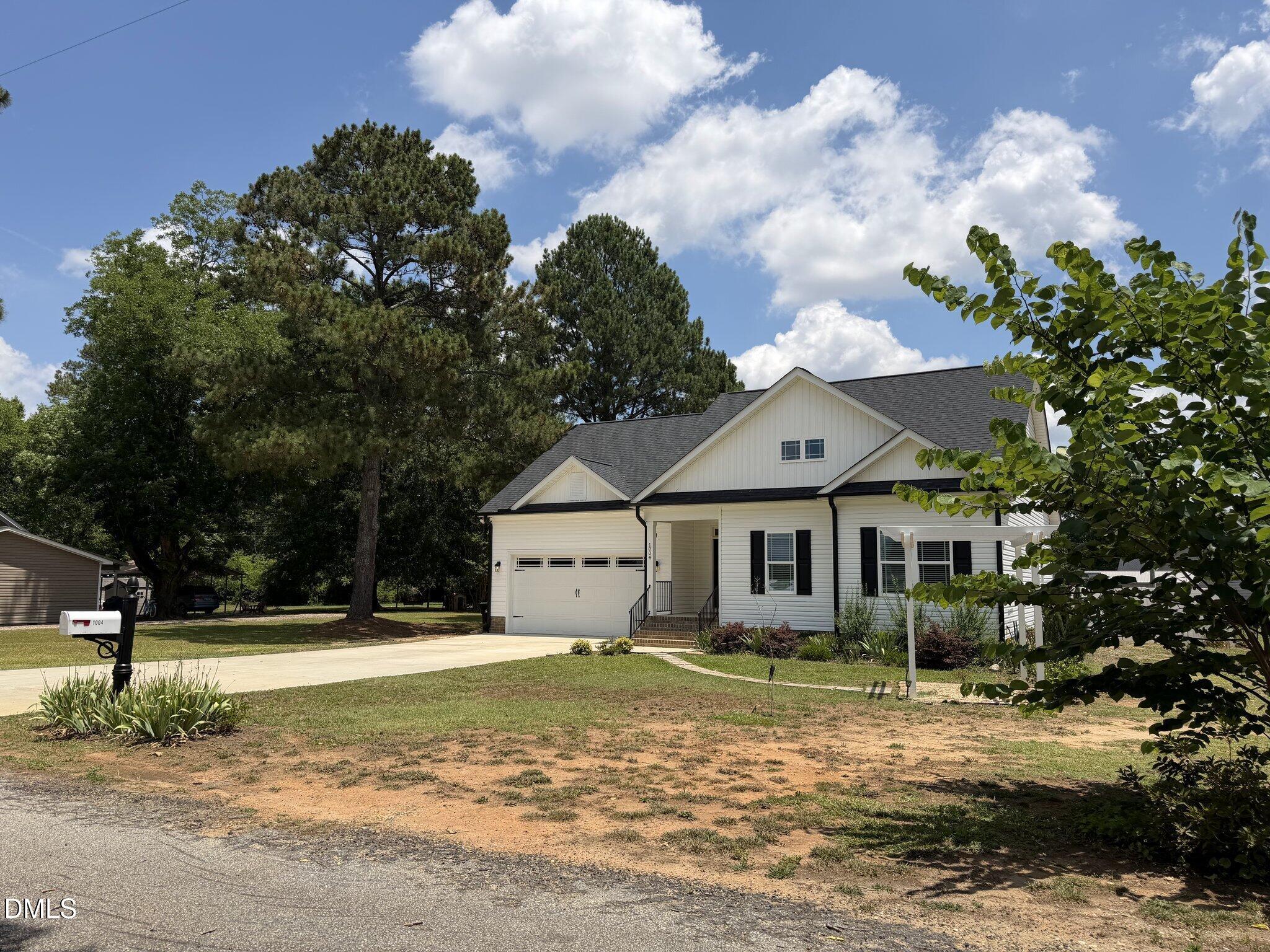 1004 Butler Drive Property Photo 1