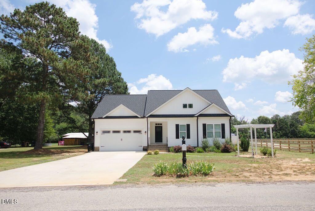 1004 Butler Drive Property Photo 1
