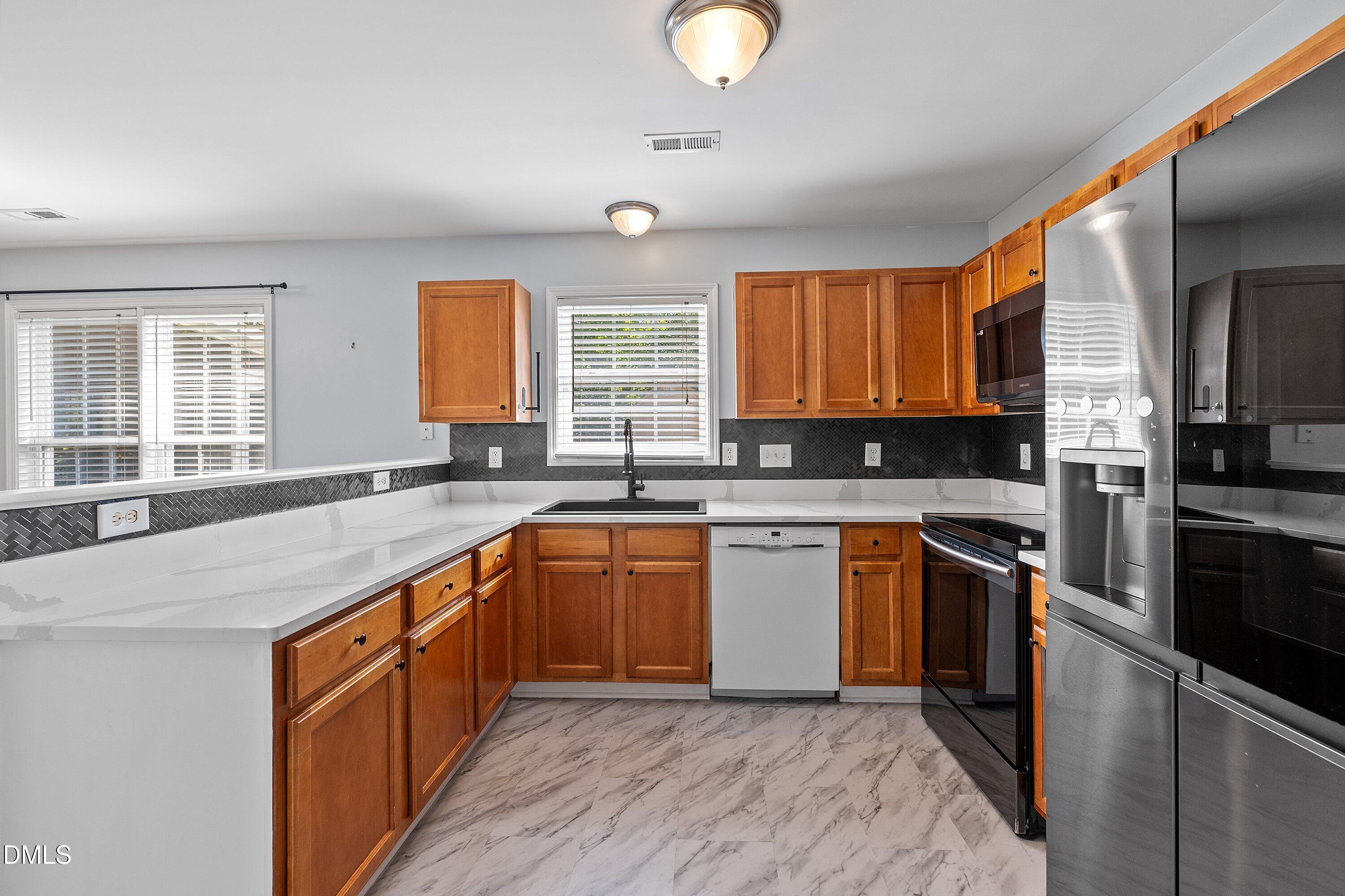 6 Coriander Court Property Photo 17