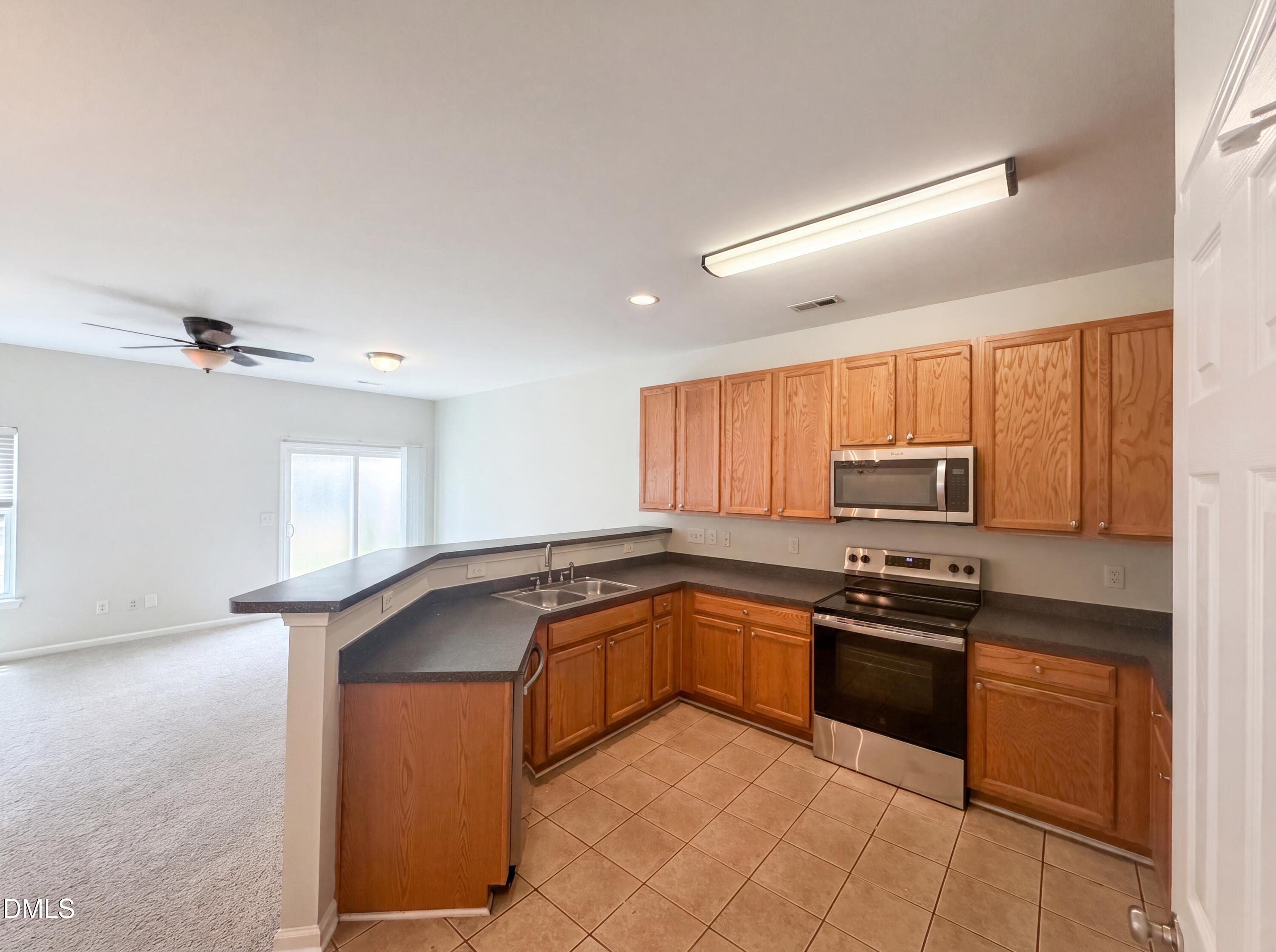 1314 Stone Manor Drive Property Photo 4