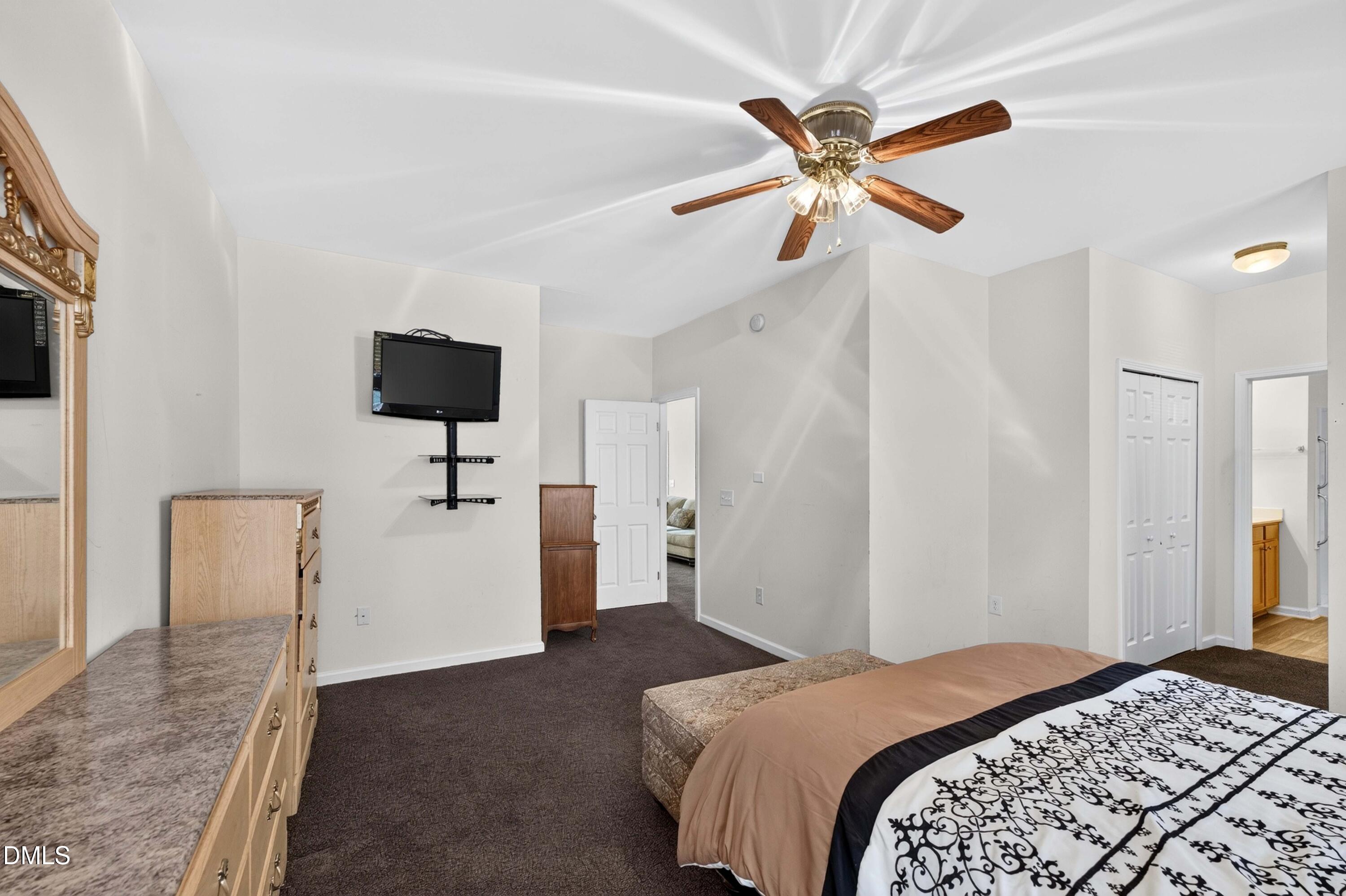 4912 Swanns Mill Drive Property Photo 18
