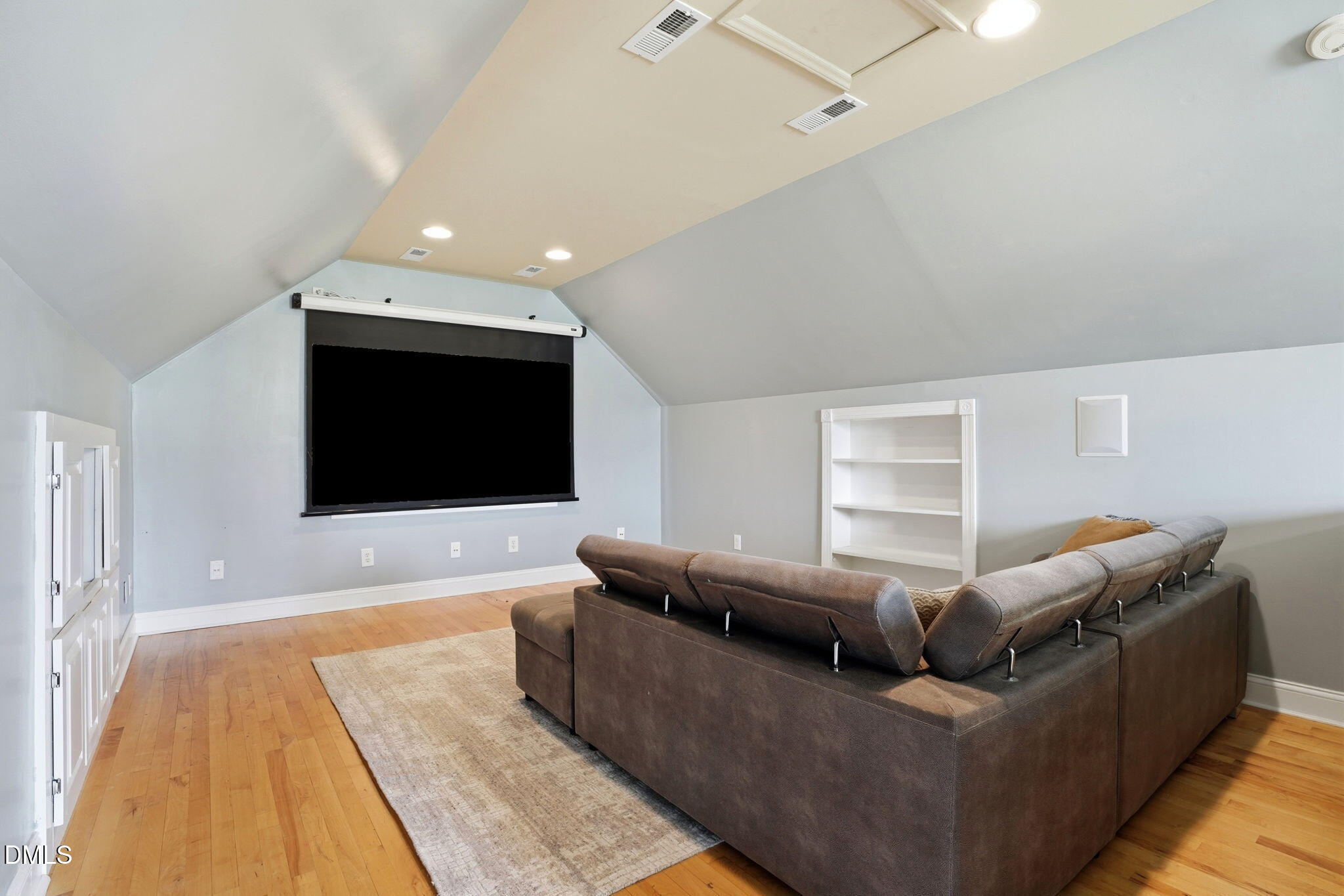 405 Hearthstone Drive Property Photo 16