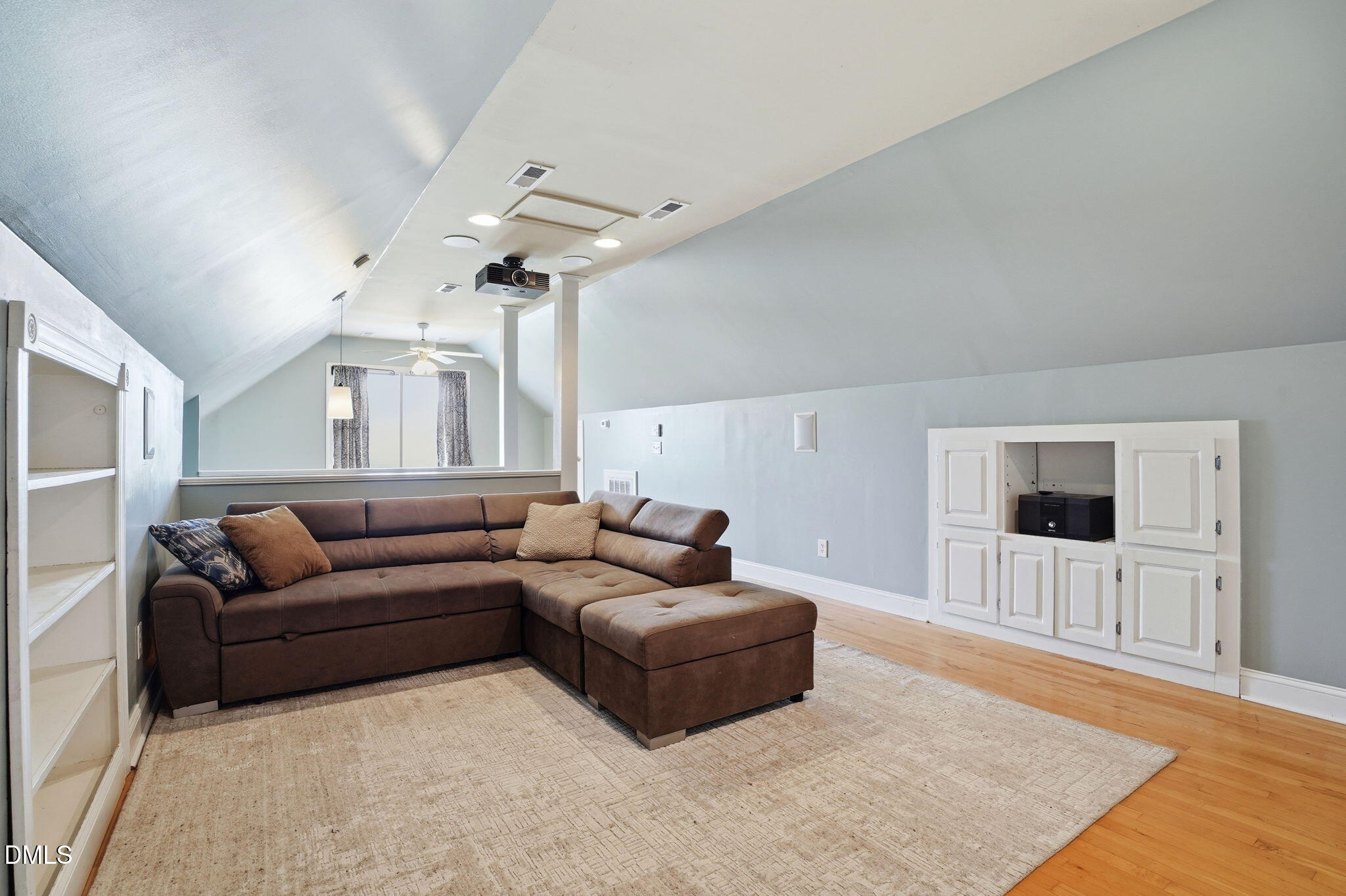 405 Hearthstone Drive Property Photo 17