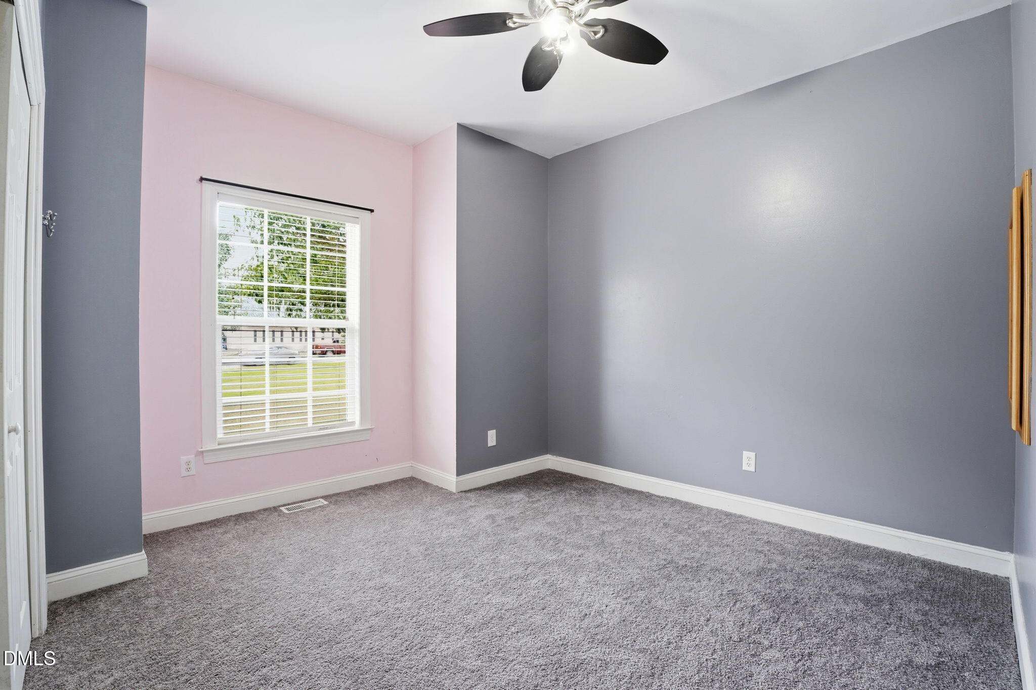 405 Hearthstone Drive Property Photo 25