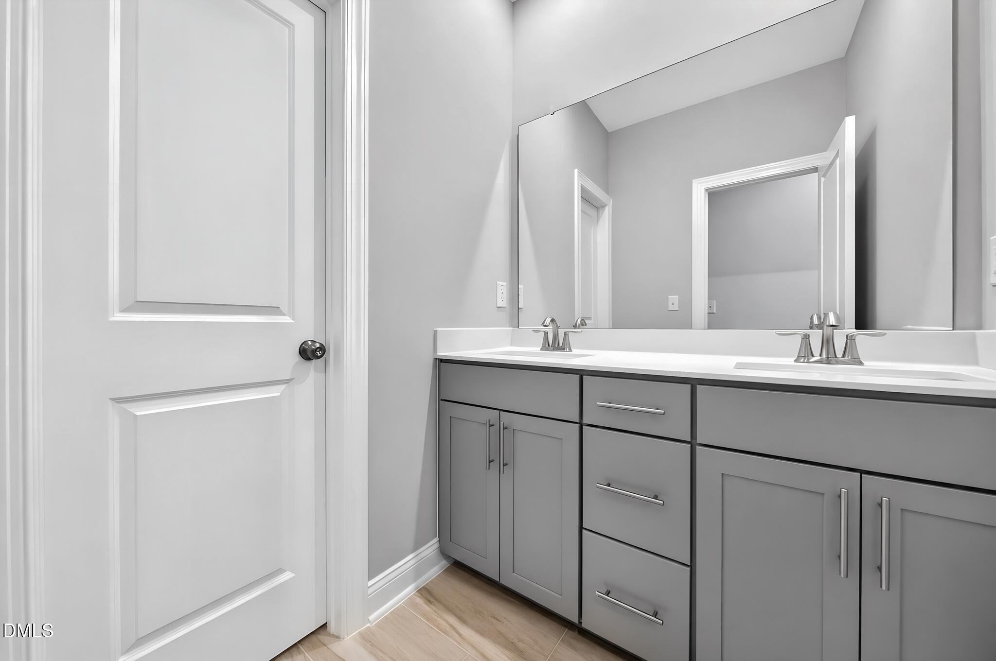 1169 Gooding Street Property Photo 25