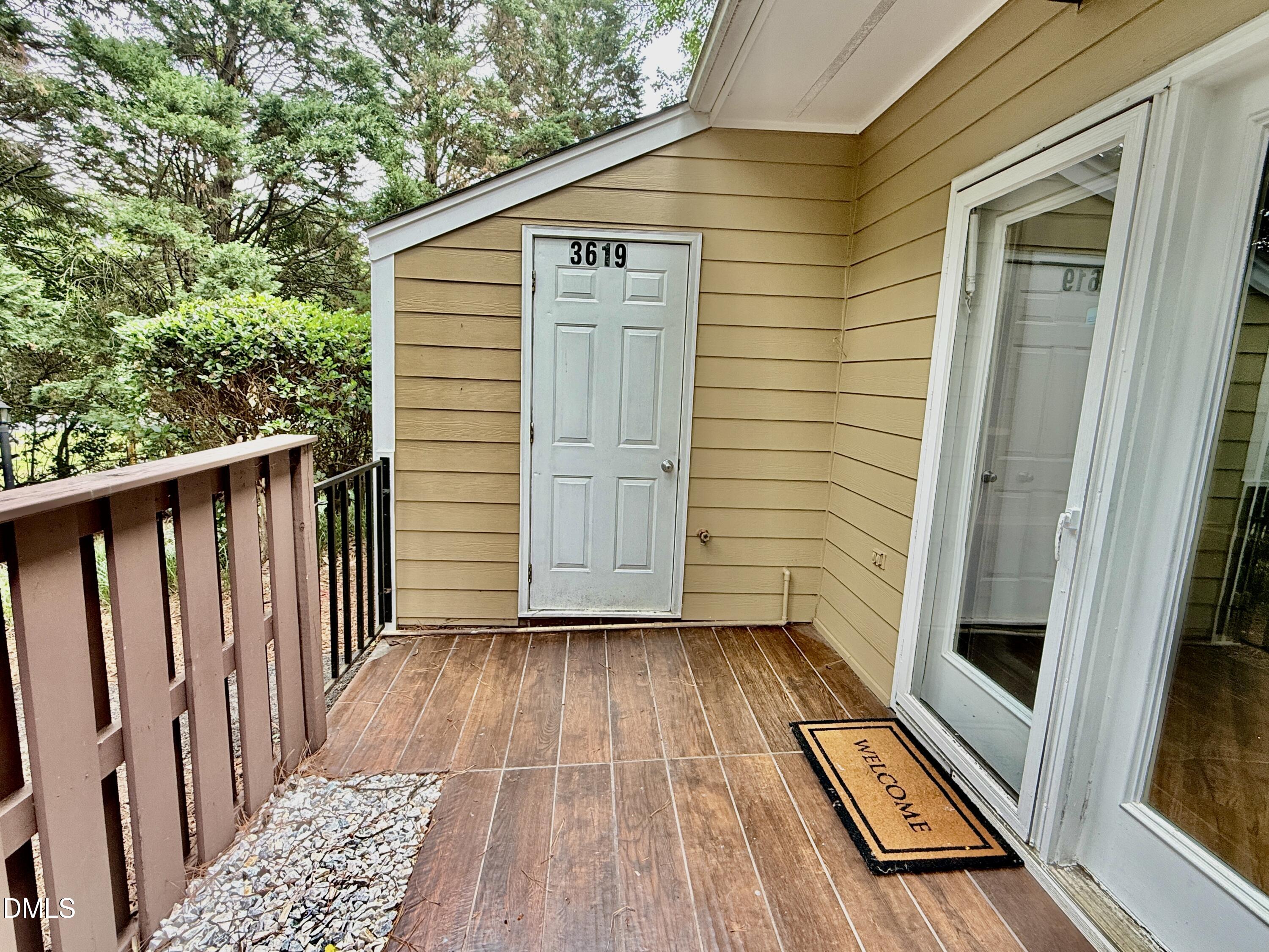 3619 Mill Run Property Photo 4