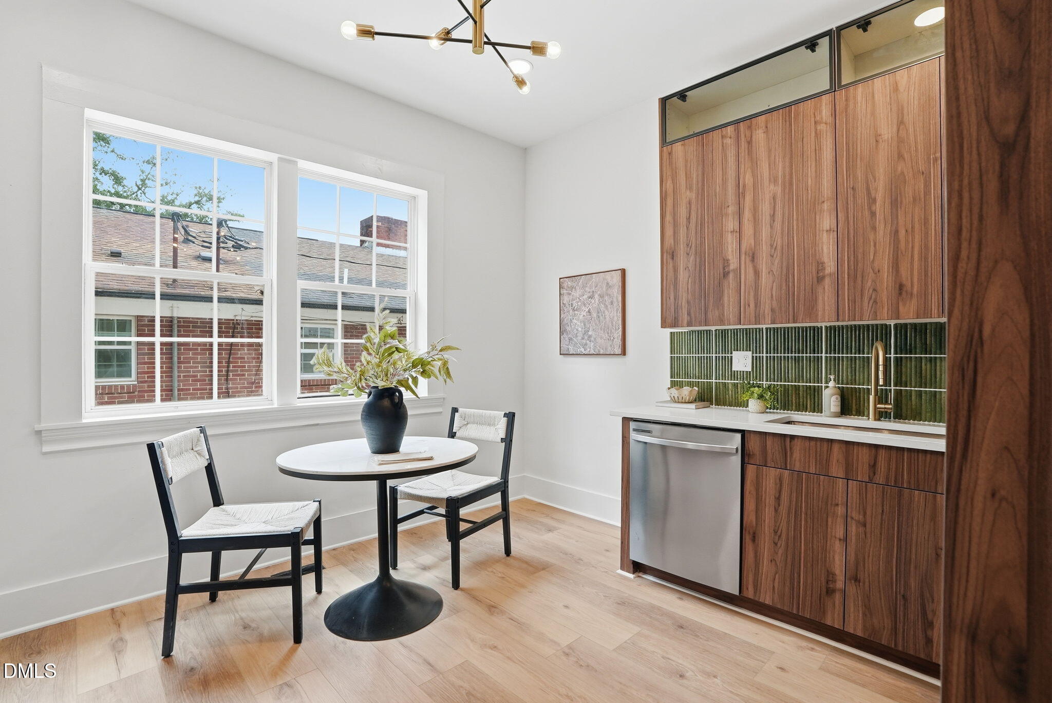 1011 Park Avenue Property Photo 21