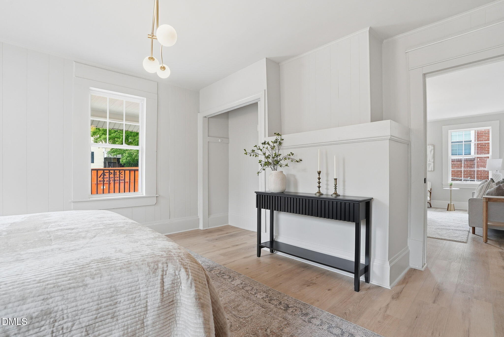 1011 Park Avenue Property Photo 29