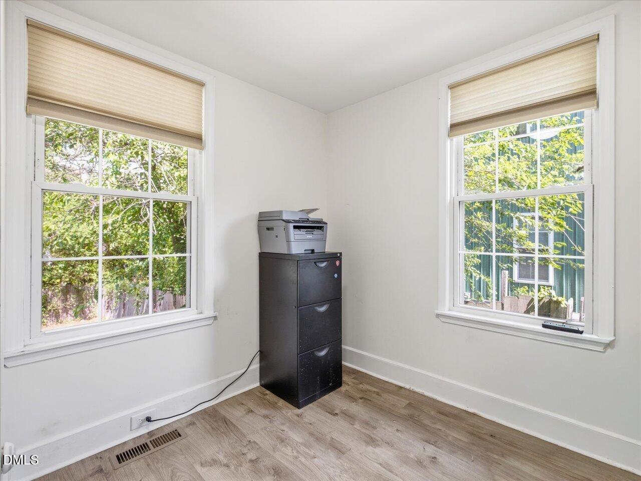 1107 Park Avenue Property Photo 30