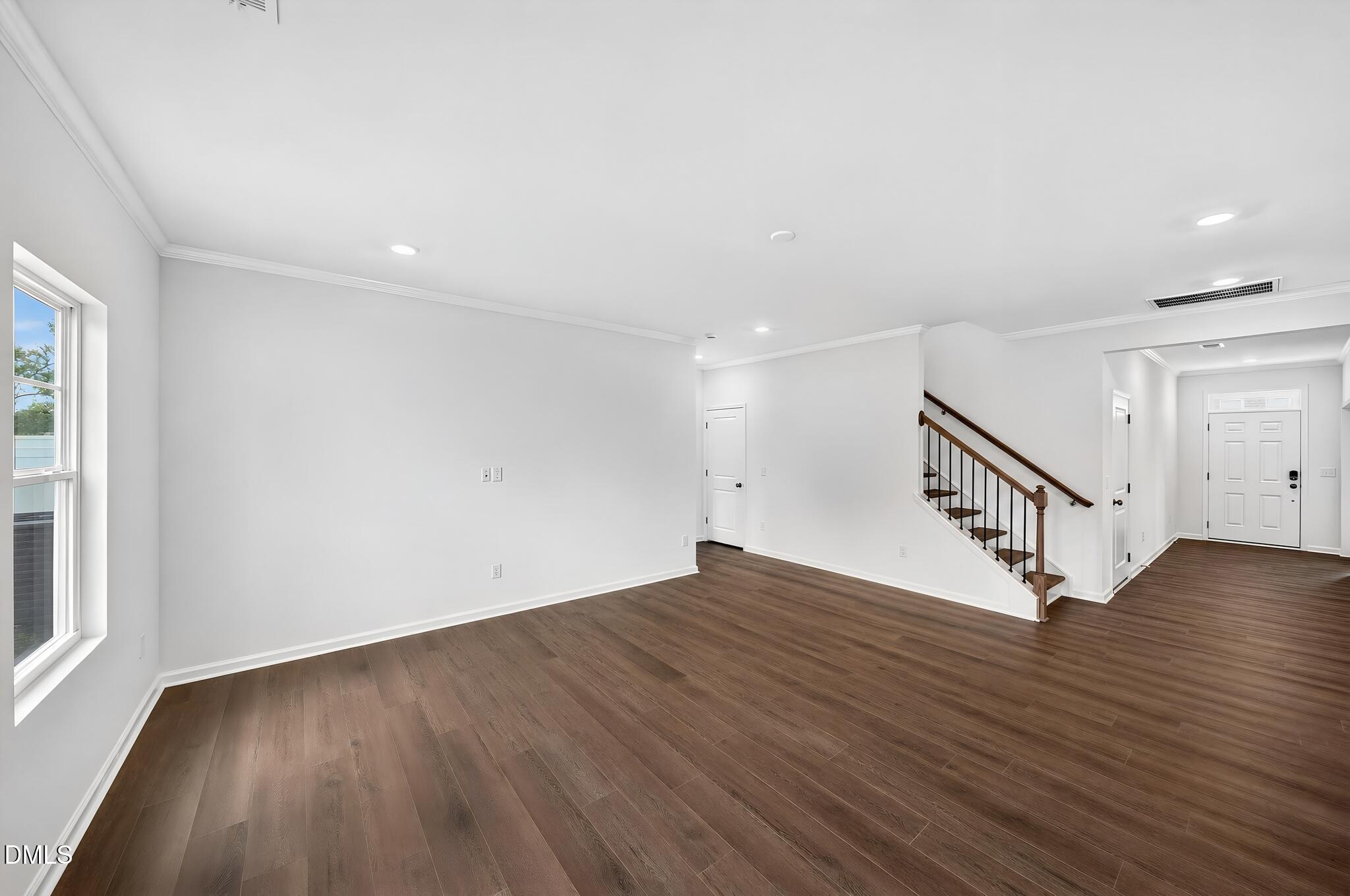 5908 Mill Stone Way W Property Photo 3