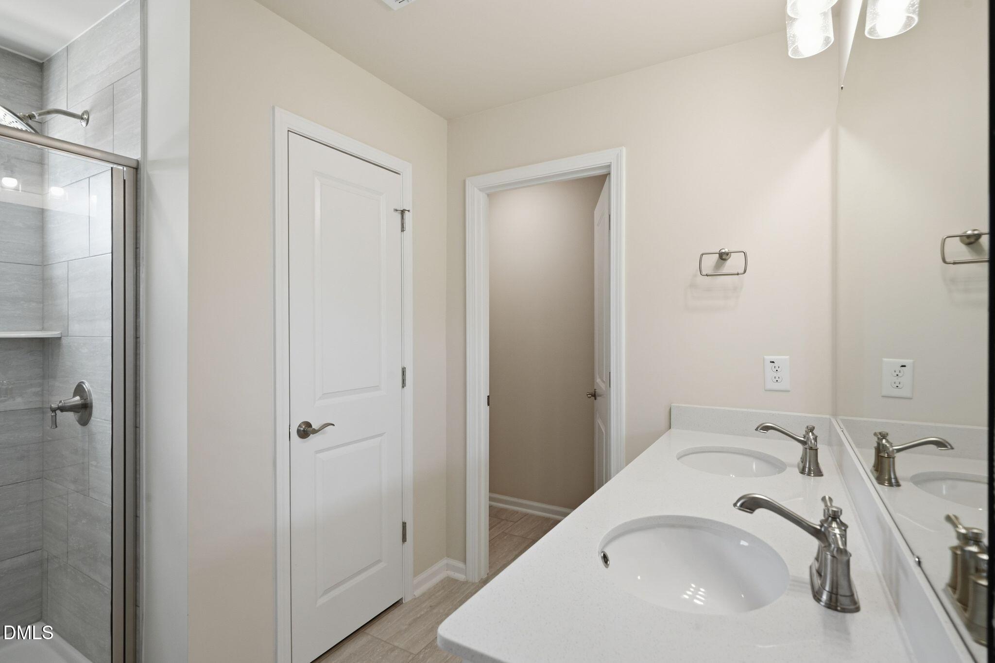 135 Katrine Way Property Photo 34