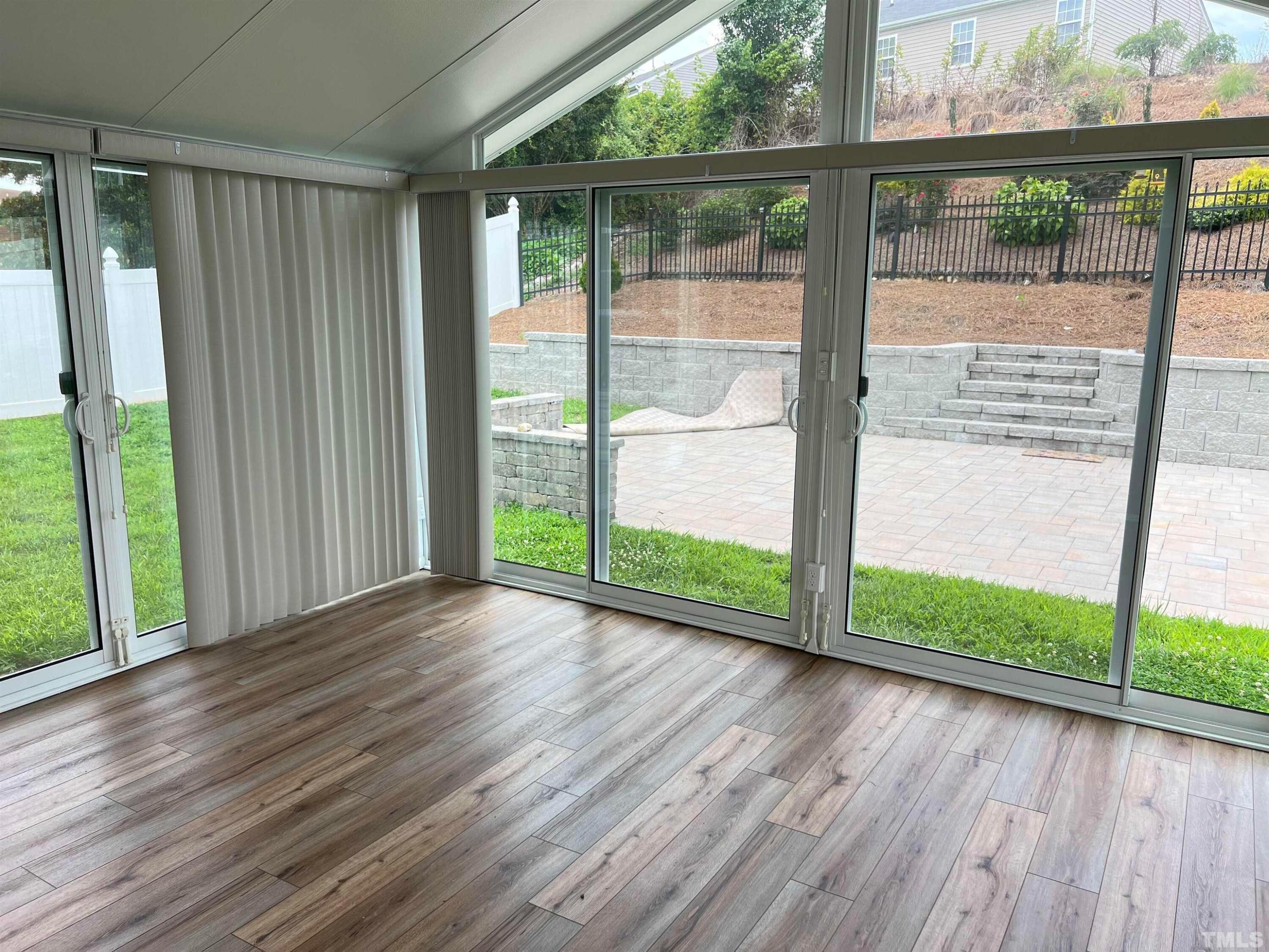 5013 Marathon Lane Property Photo 11