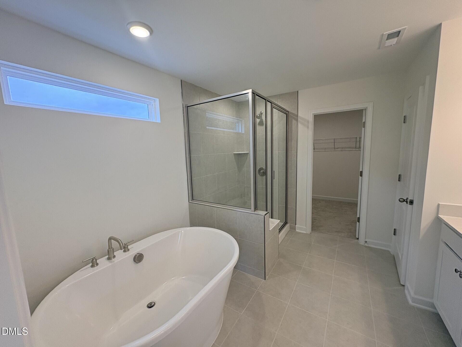 325 Longleaf Glen Lane 031 Property Photo 9