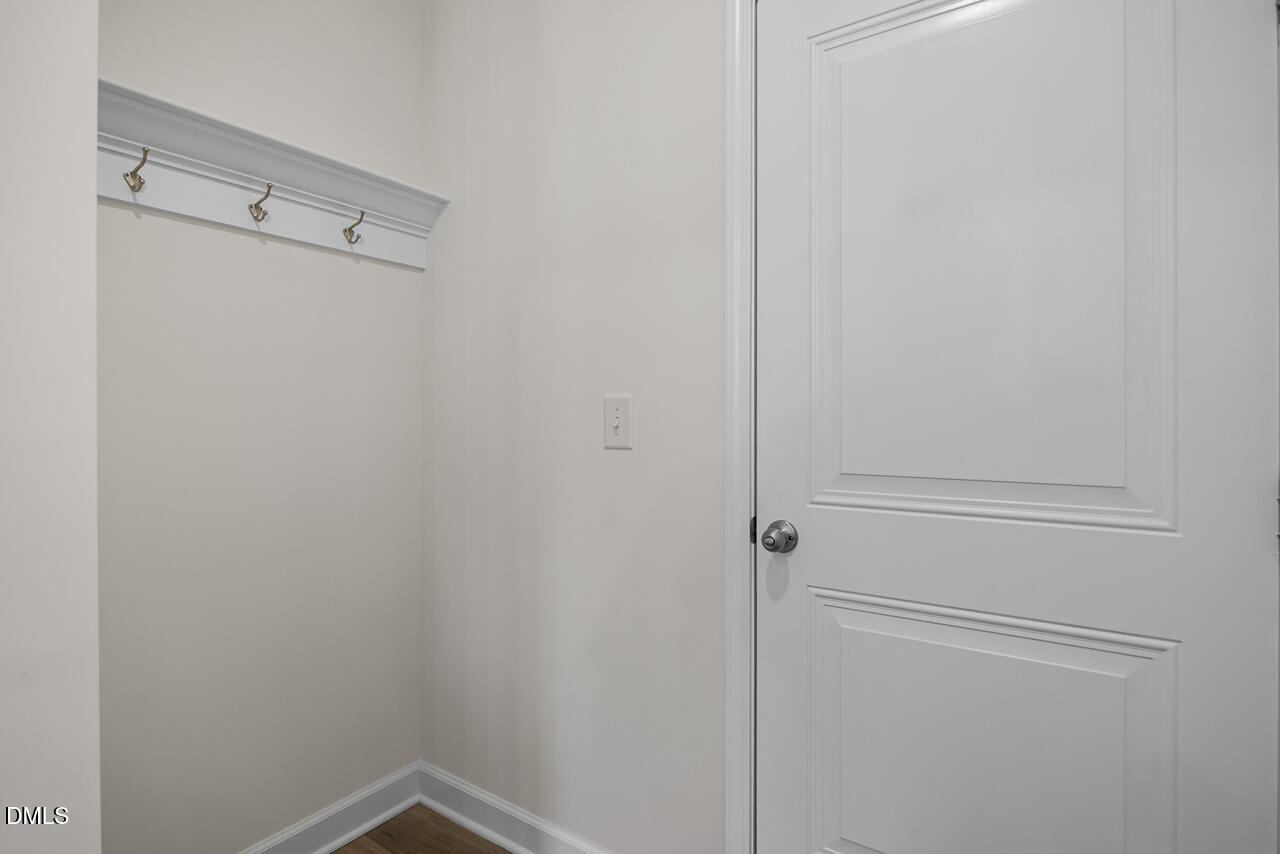 325 Longleaf Glen Lane 031 Property Photo 14