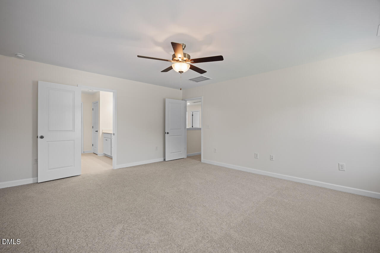 325 Longleaf Glen Lane 031 Property Photo 16