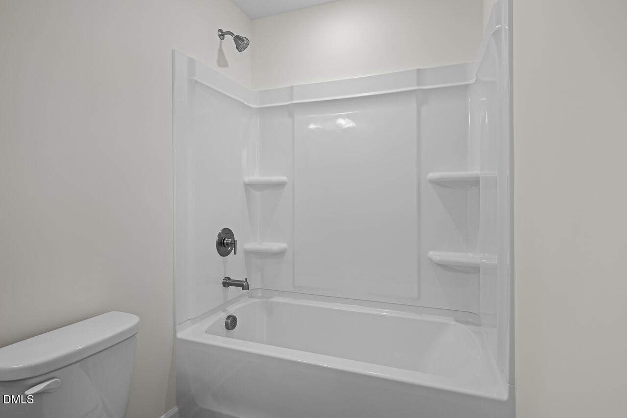 325 Longleaf Glen Lane 031 Property Photo 22