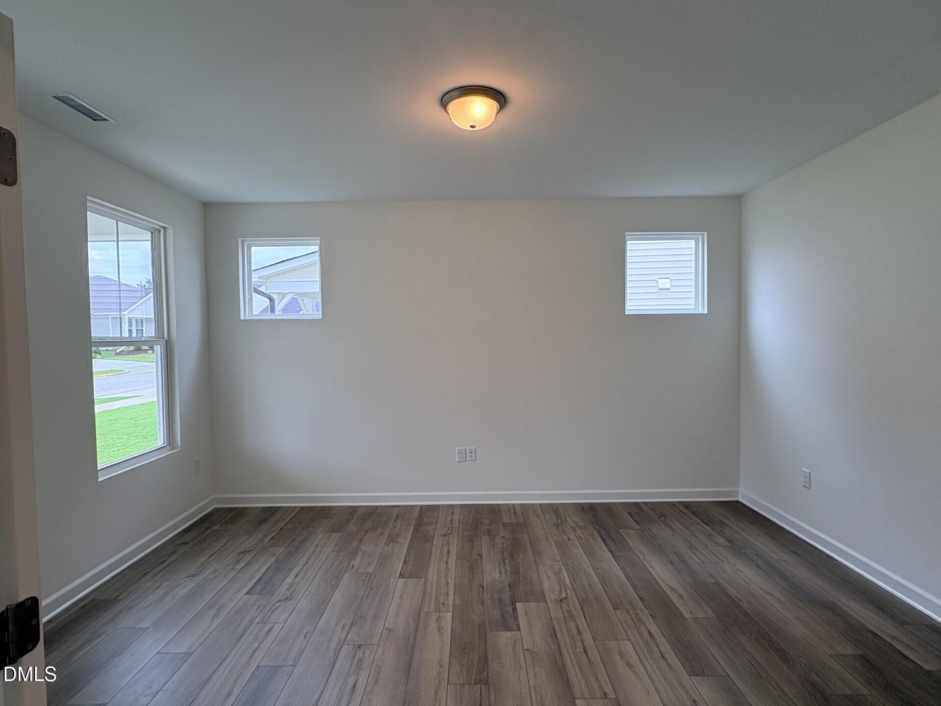 325 Longleaf Glen Lane 031 Property Photo 24