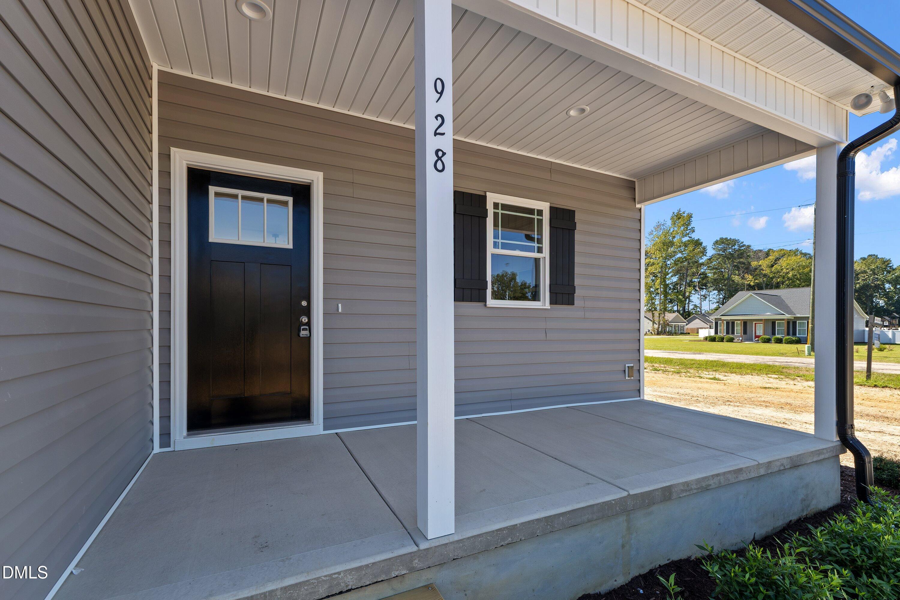 928 Micro Road W Property Photo 5