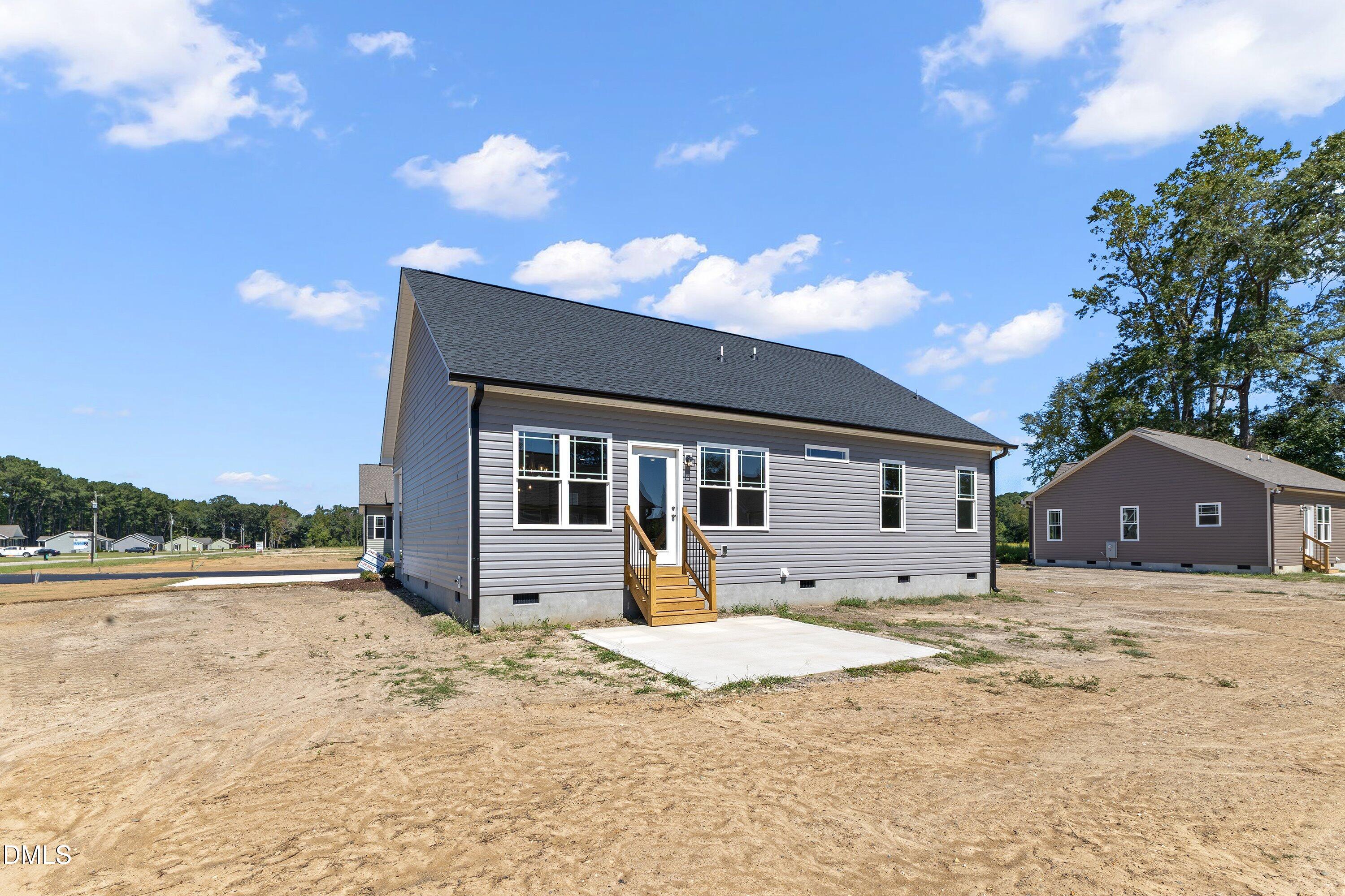 928 Micro Road W Property Photo 30