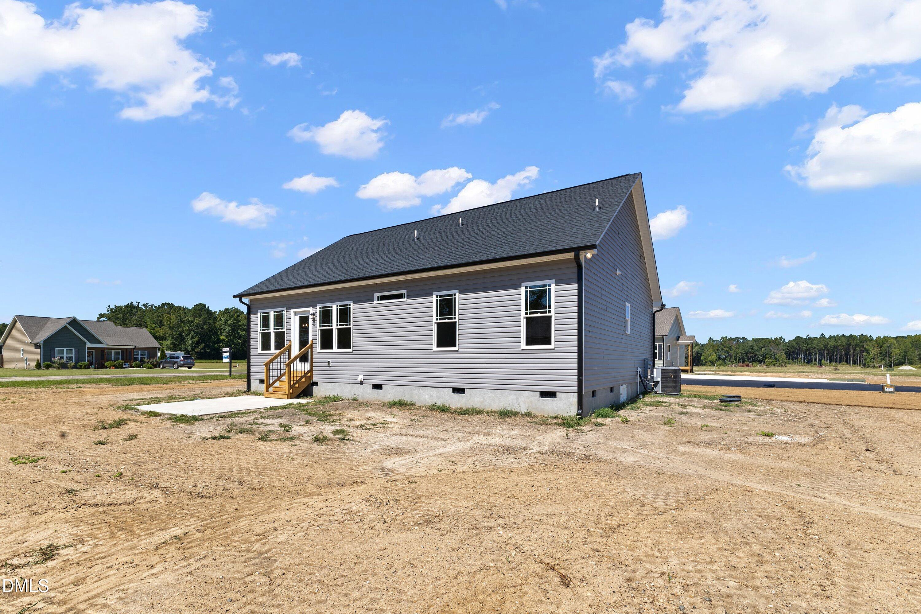 928 Micro Road W Property Photo 33