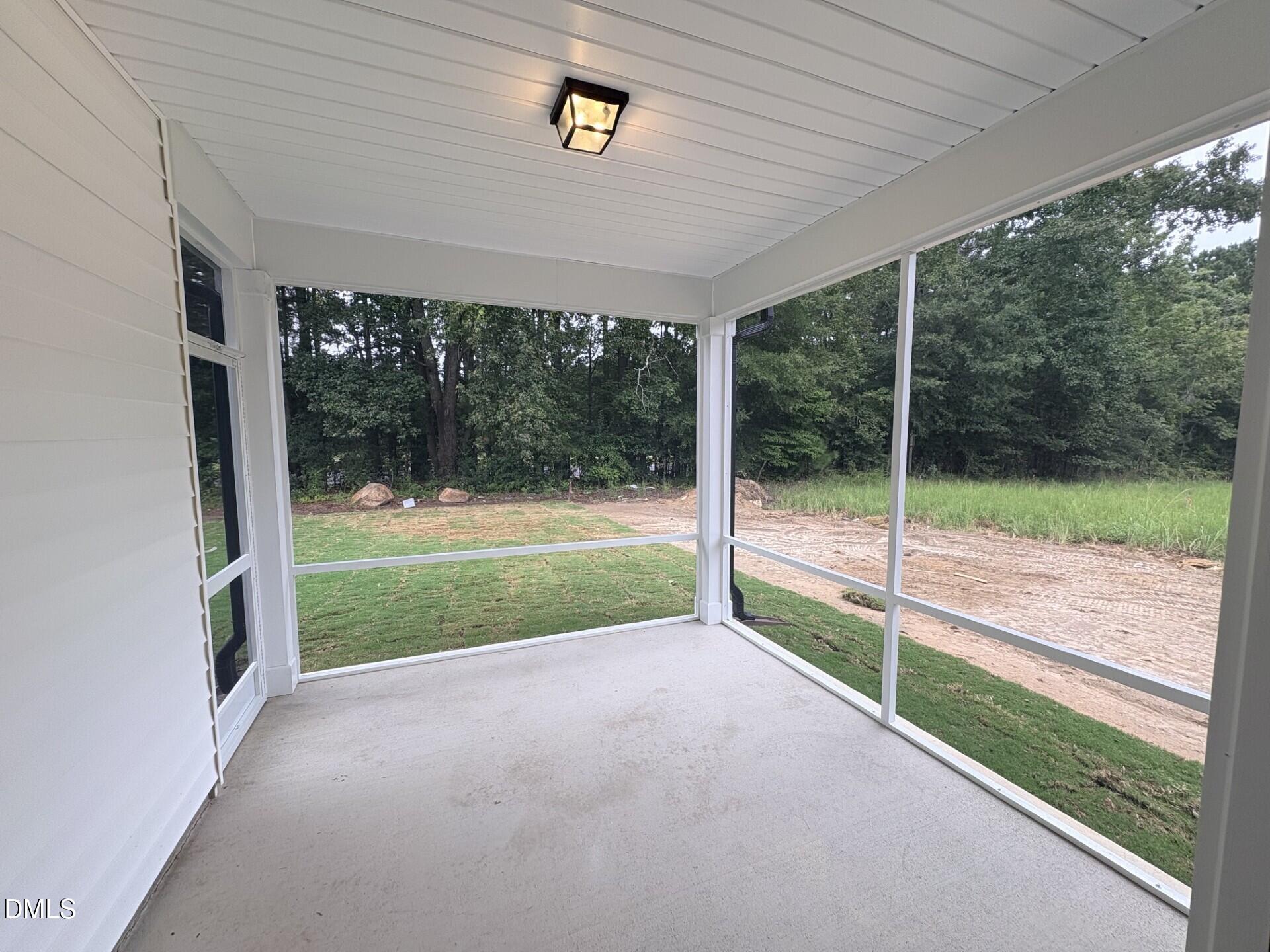 613 Crescent Wood Trail 017 Property Photo 5