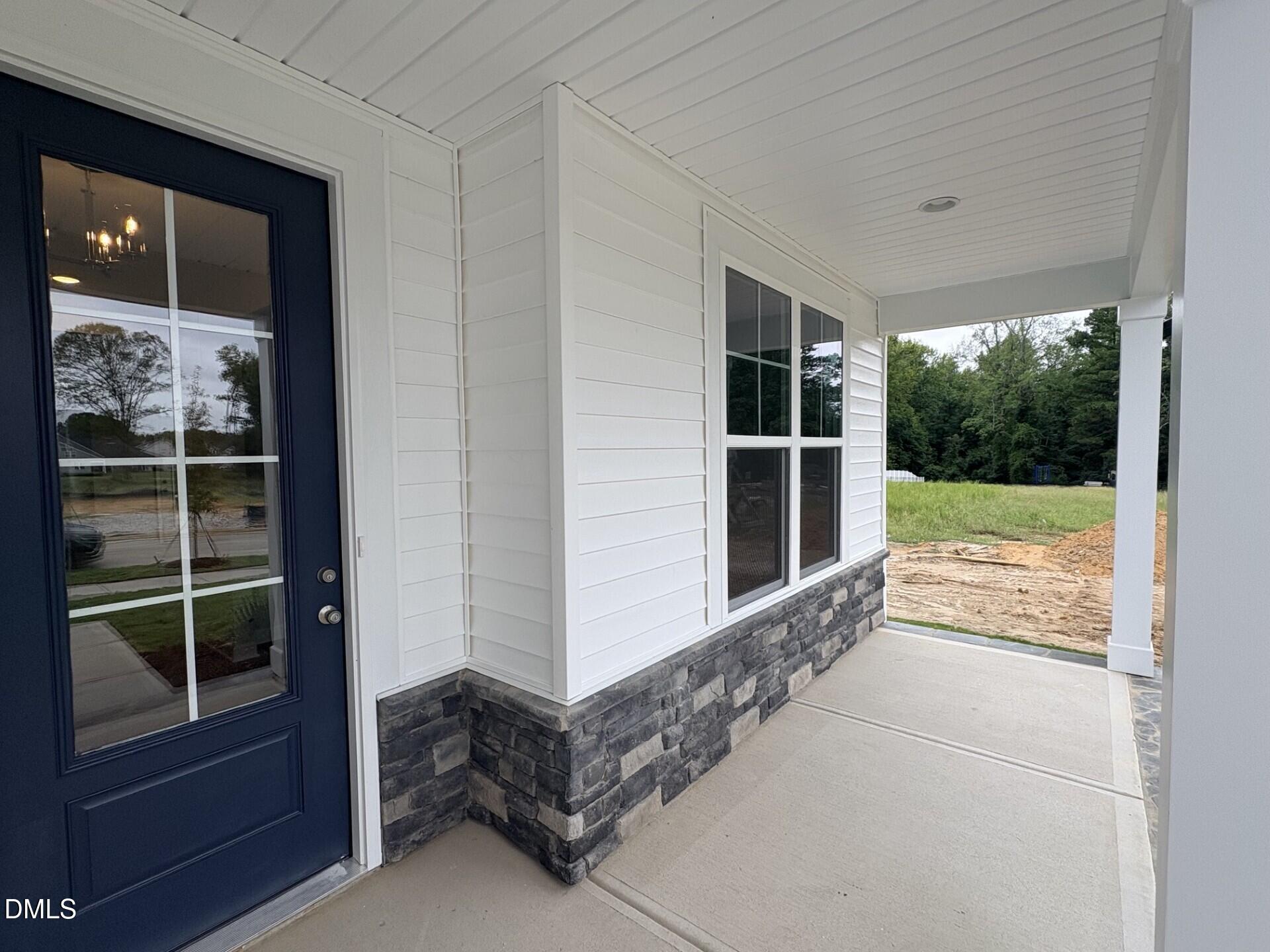 613 Crescent Wood Trail 017 Property Photo 6