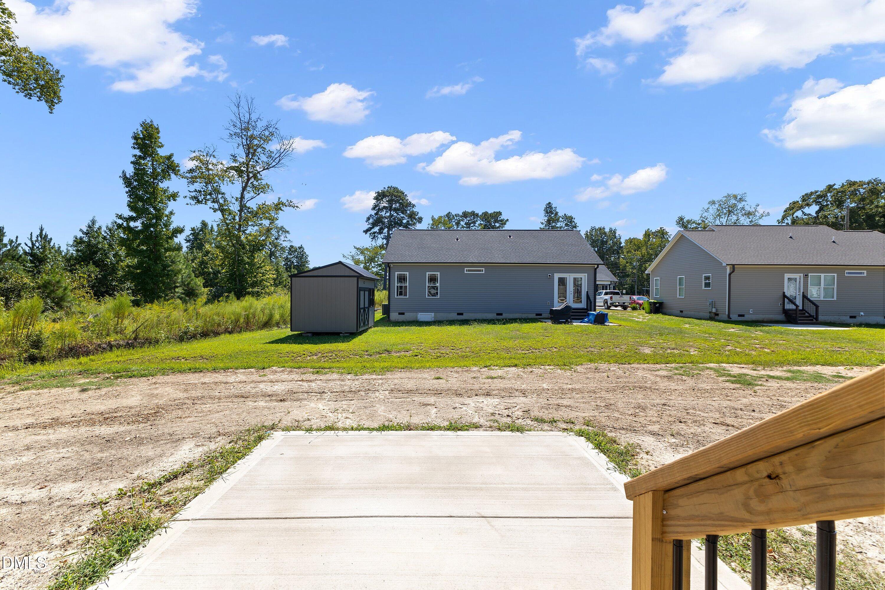 930 Micro Road W Property Photo 28
