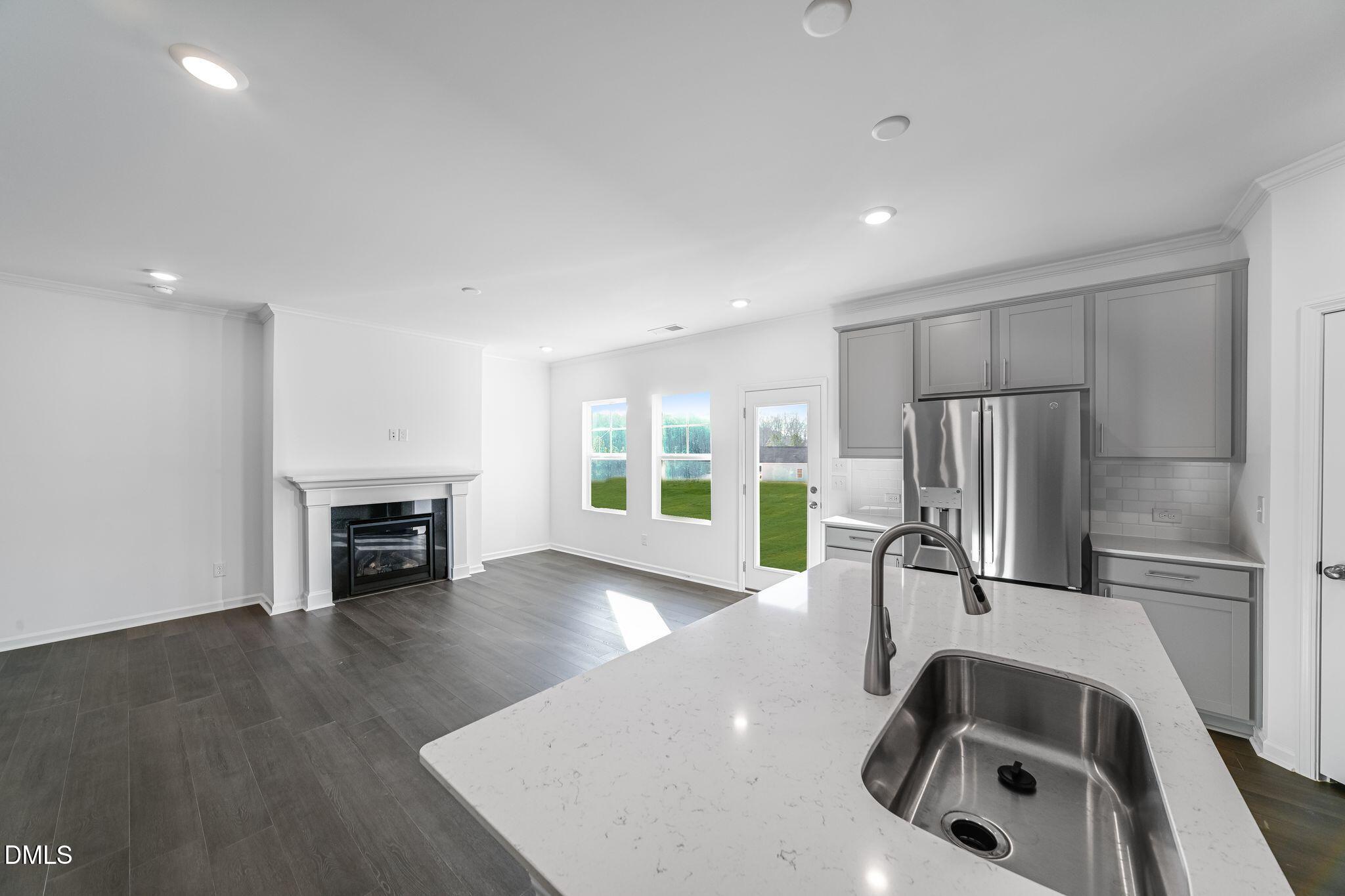 660 Morning Light Drive Property Photo 2