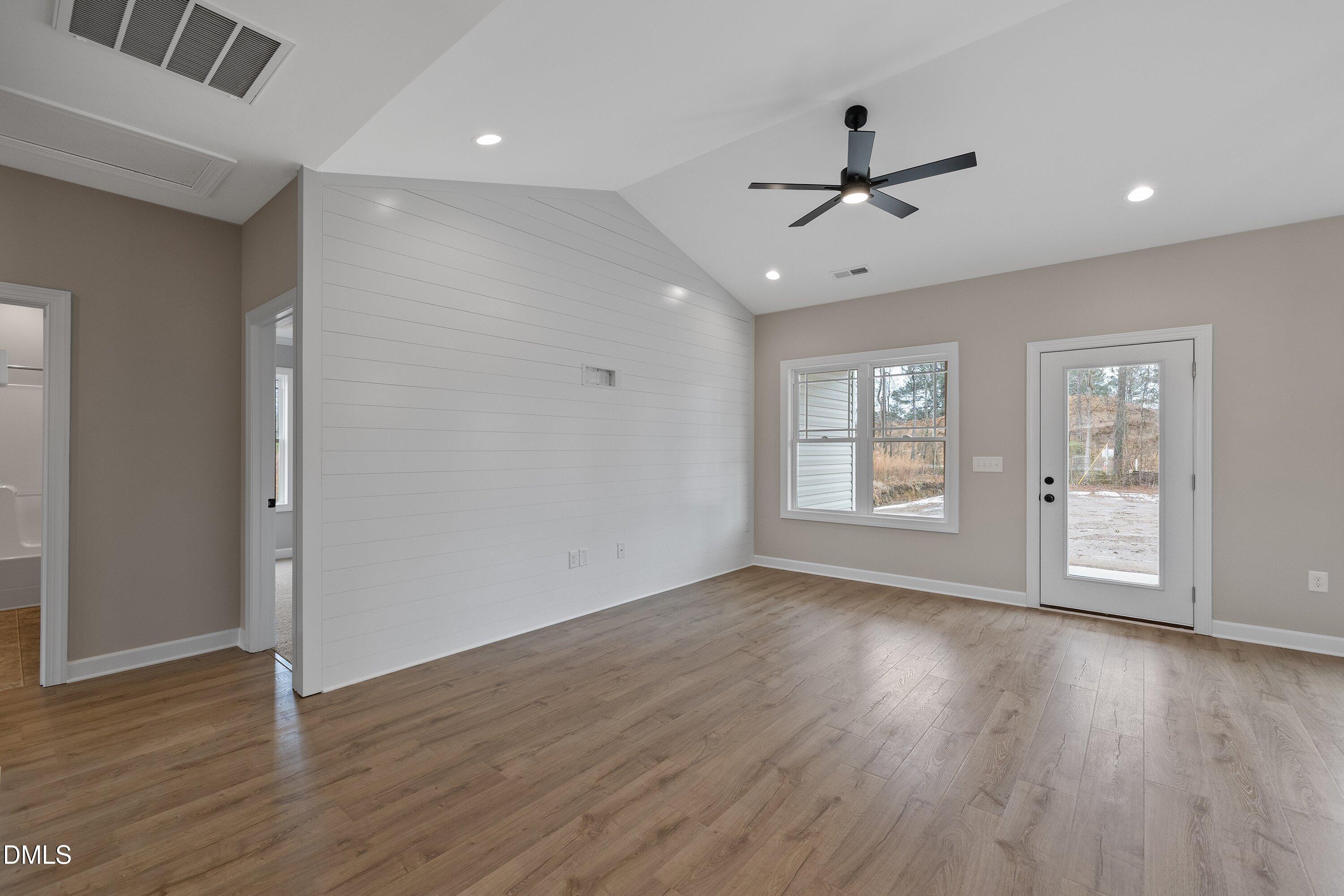 934 Micro Road W Property Photo 11