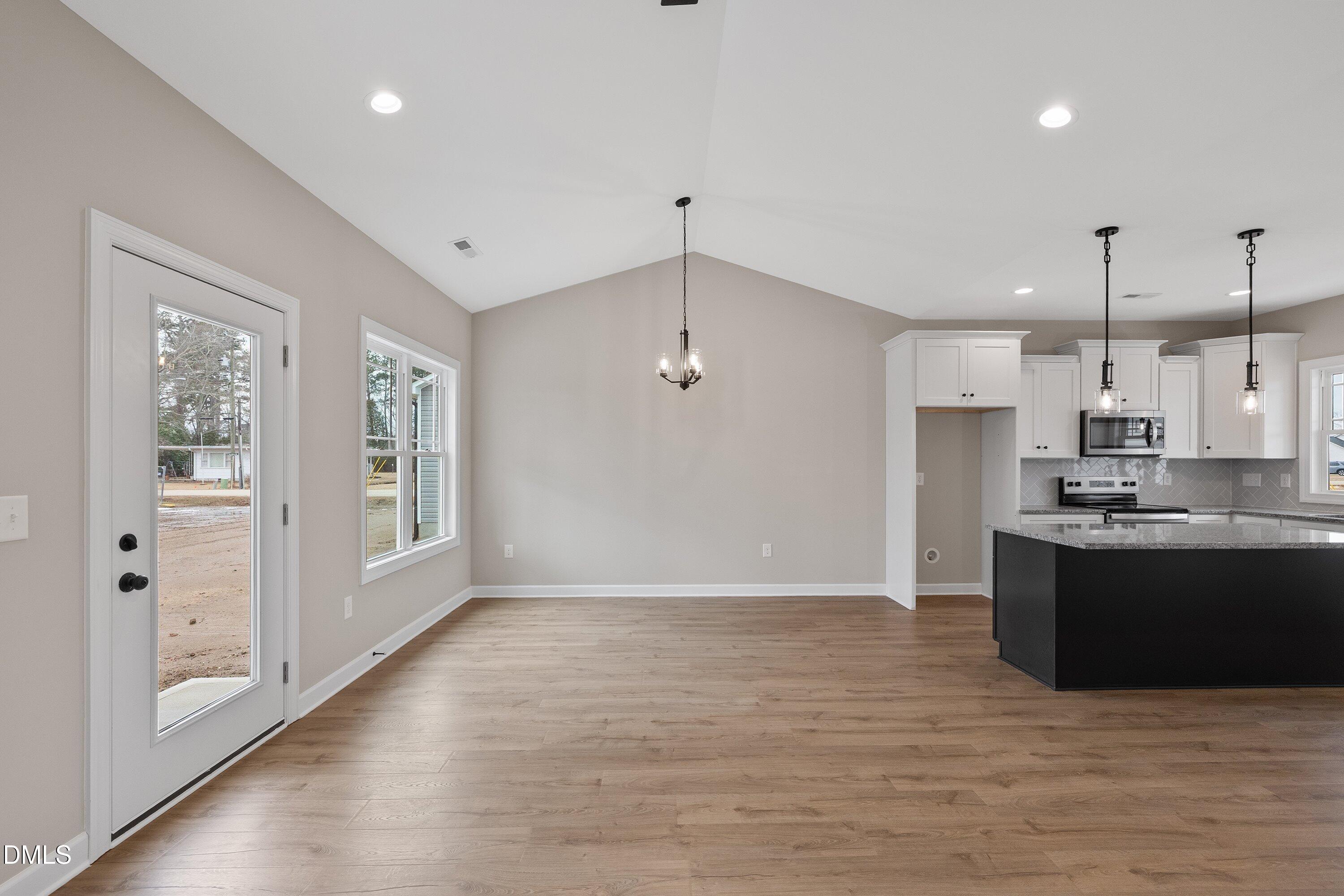 934 Micro Road W Property Photo 17