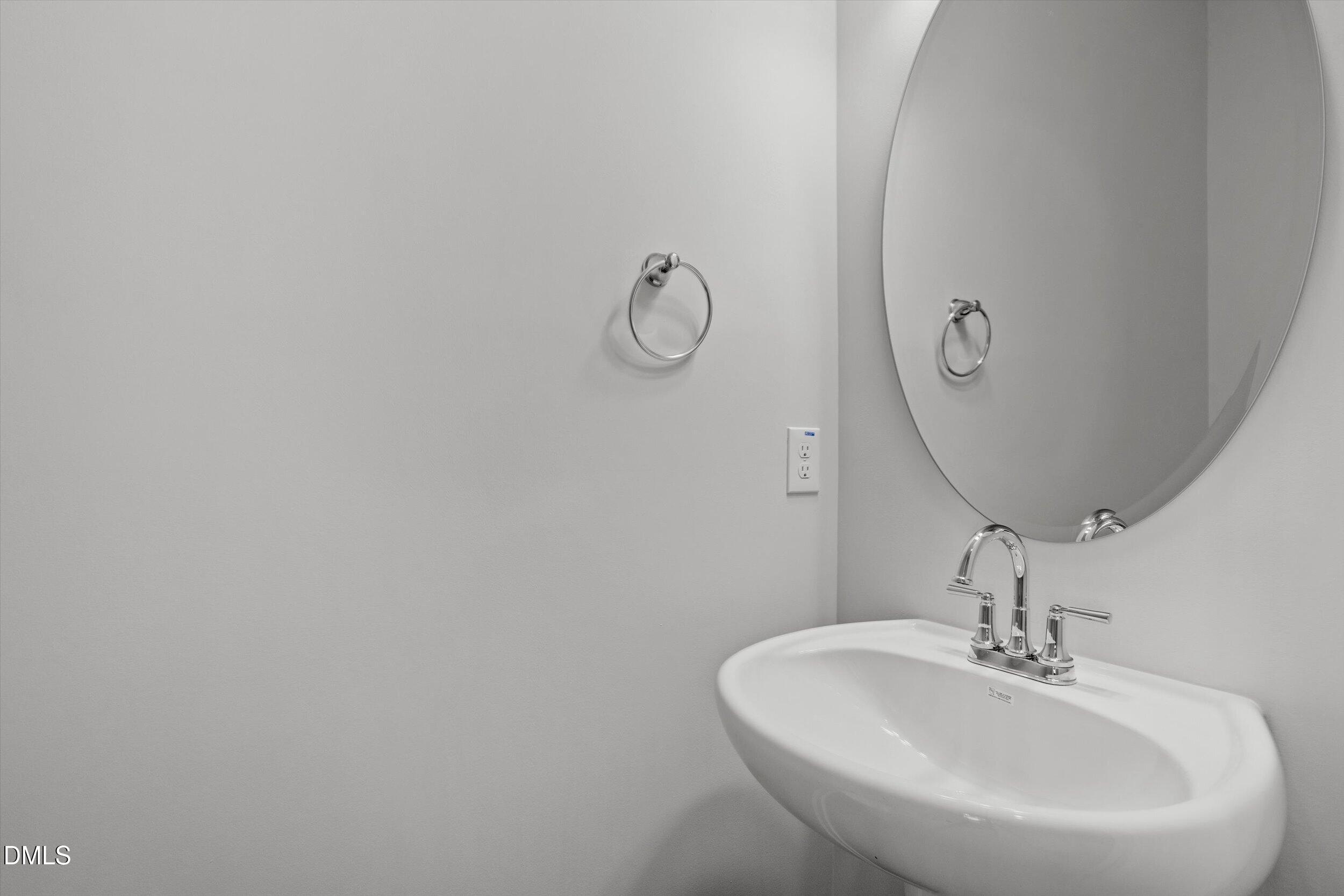 907 Westerland Way 84 Property Photo 12
