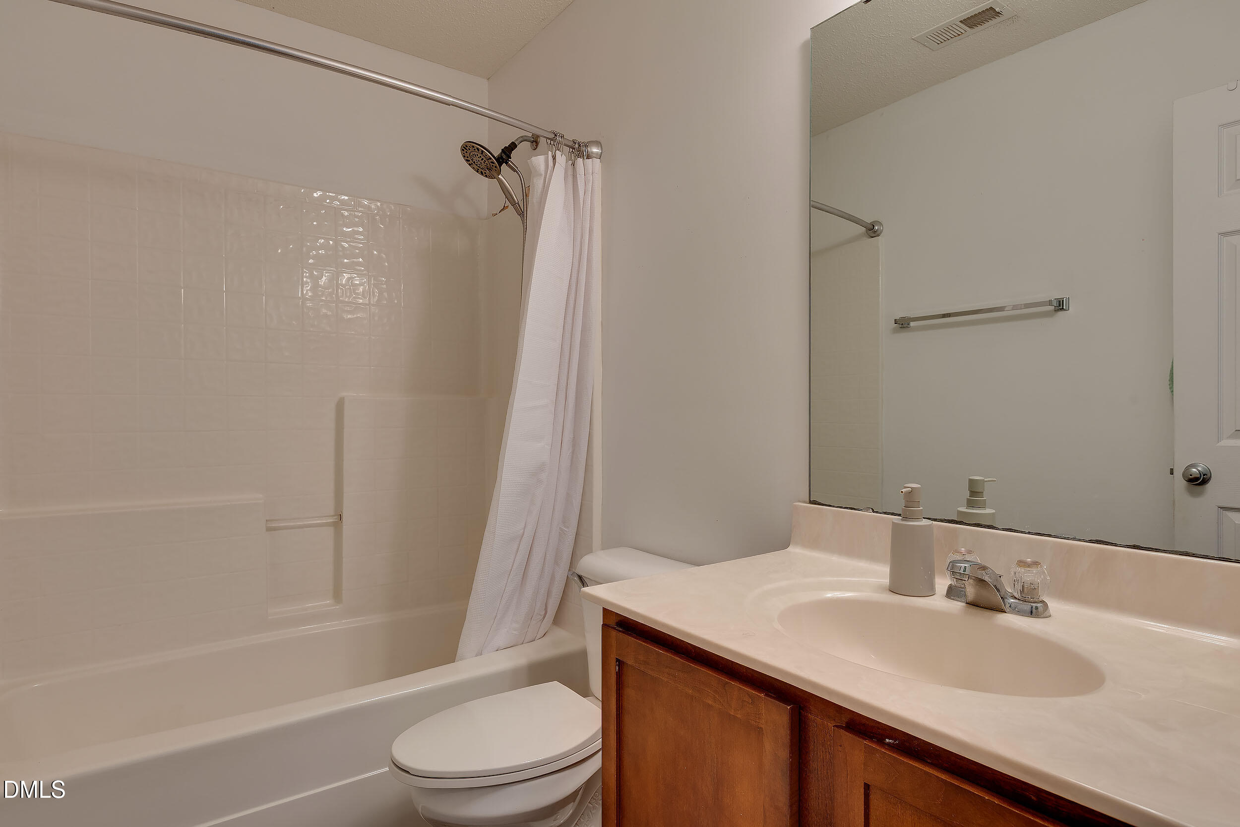 138 Cline Falls Drive Property Photo 16