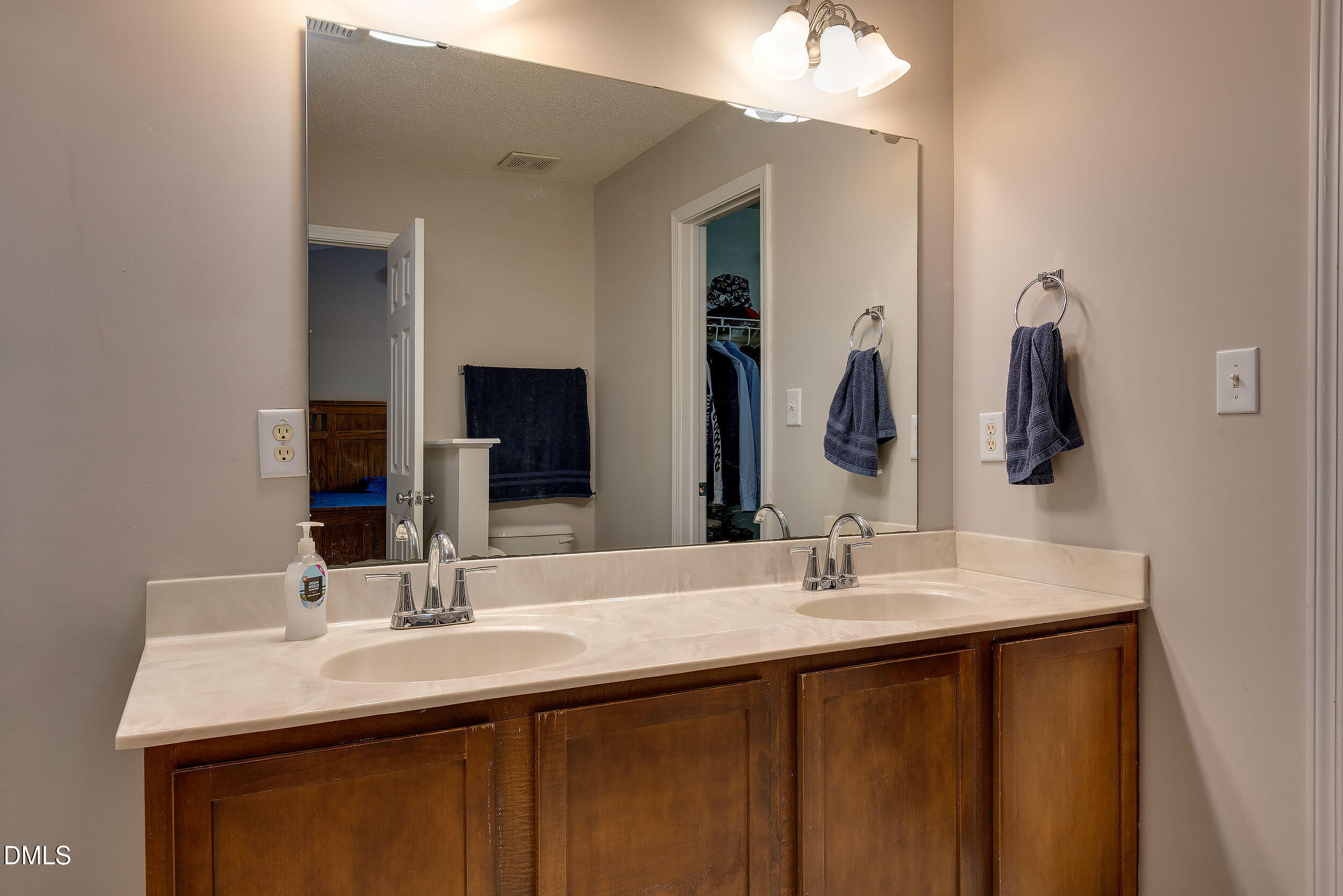 138 Cline Falls Drive Property Photo 19