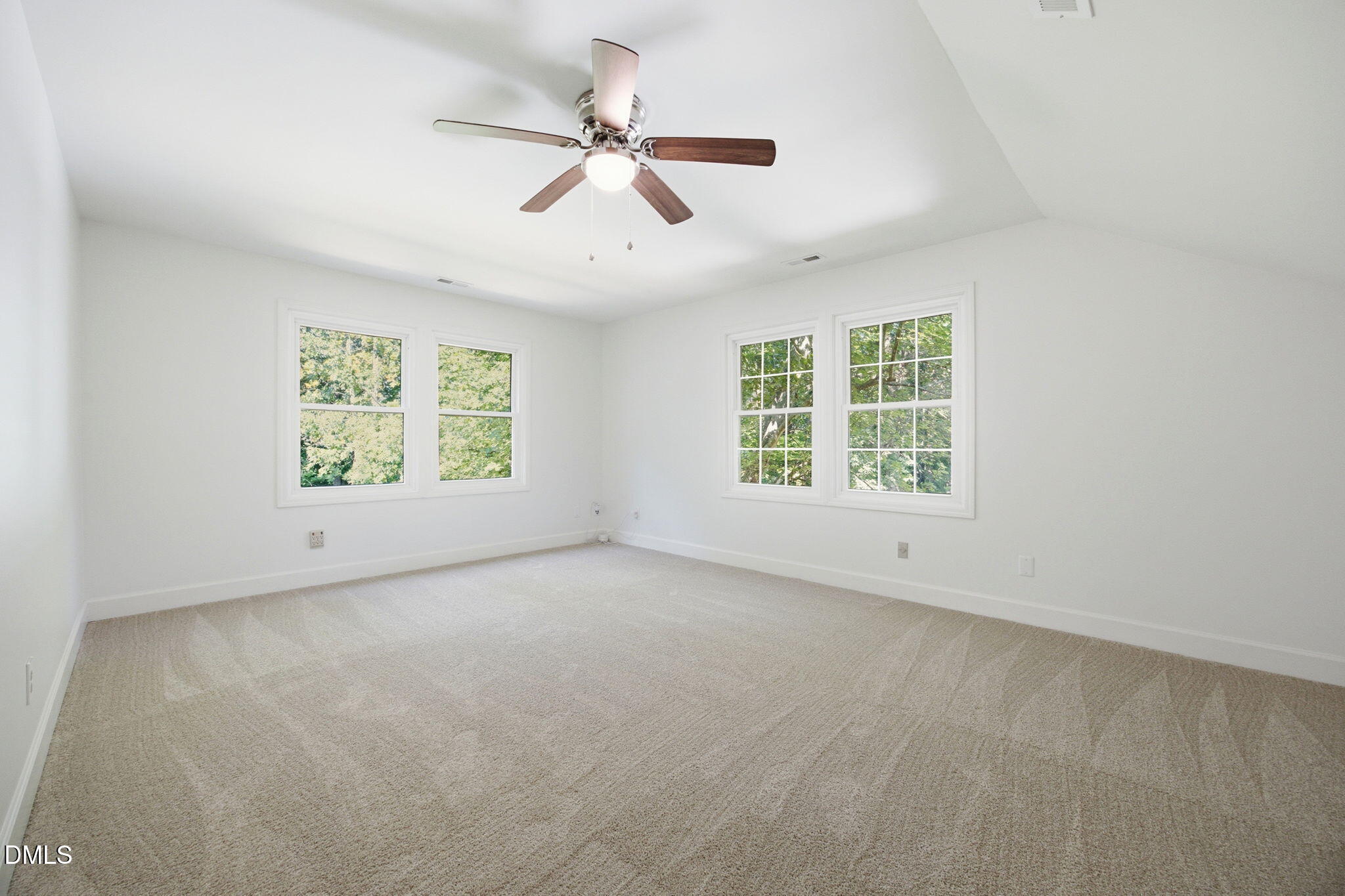 108 Rock Pointe Lane Property Photo 38