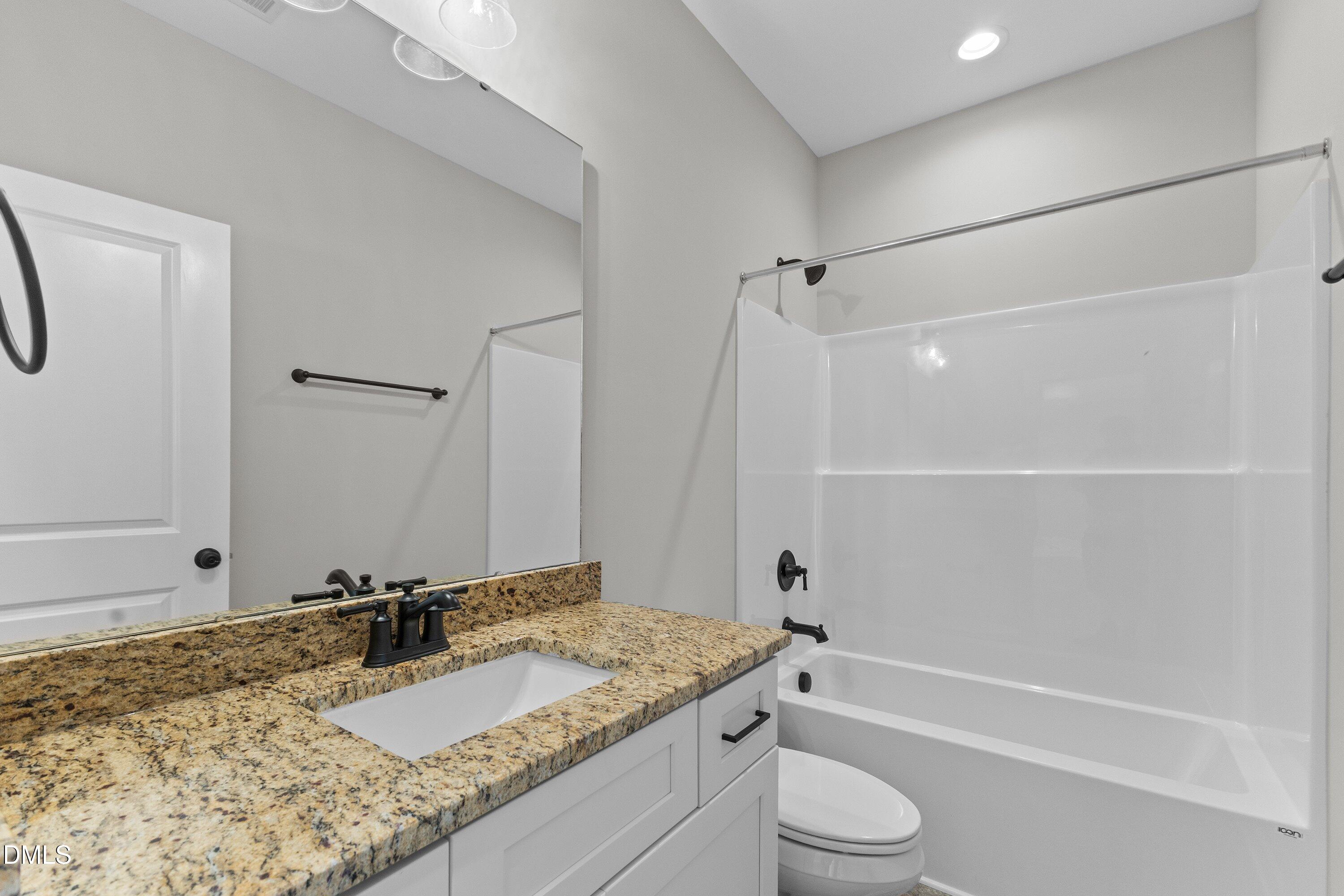 932 Micro Road W Property Photo 23