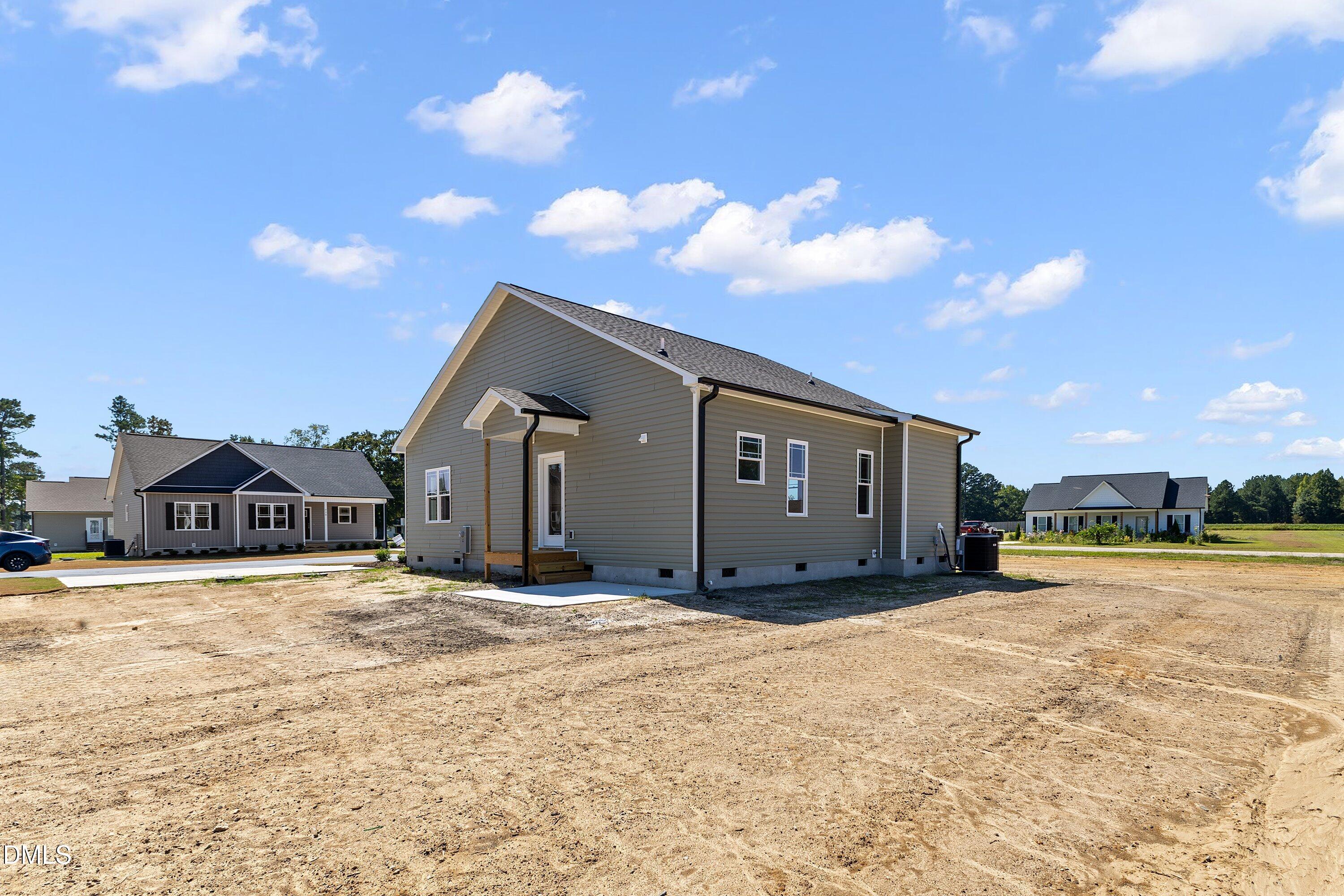 932 Micro Road W Property Photo 28