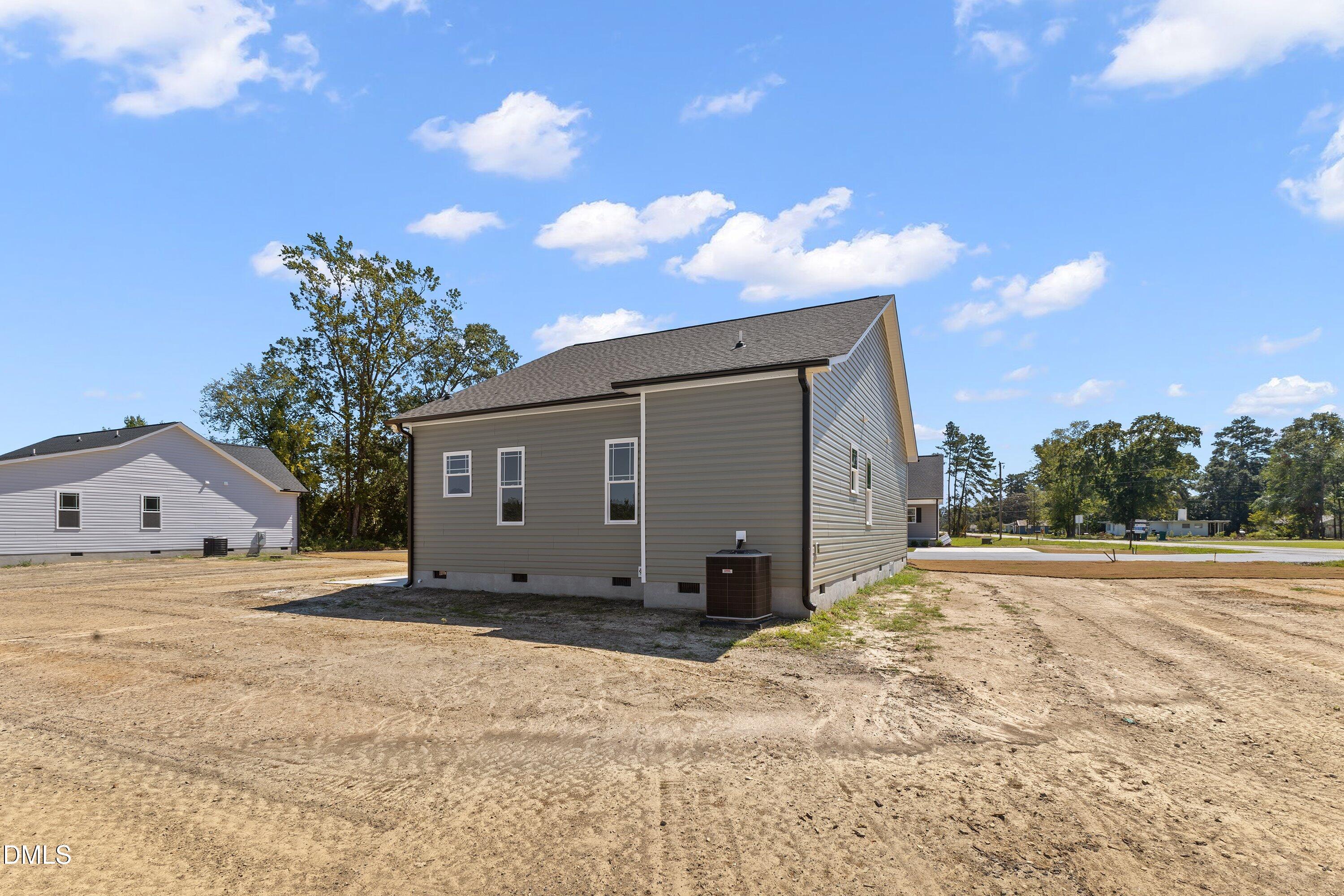 932 Micro Road W Property Photo 30