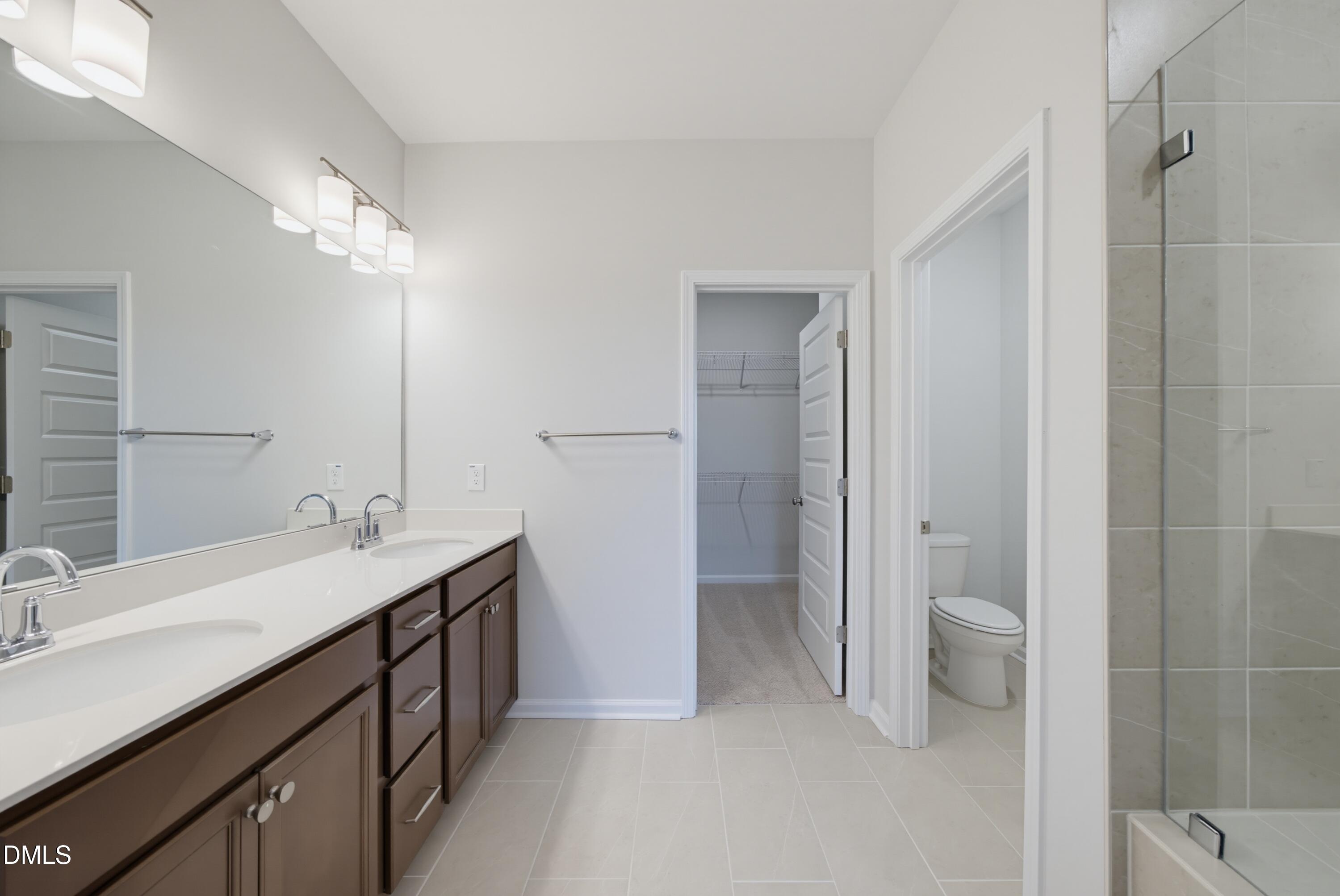 903 Westerland Way 86 Property Photo 16