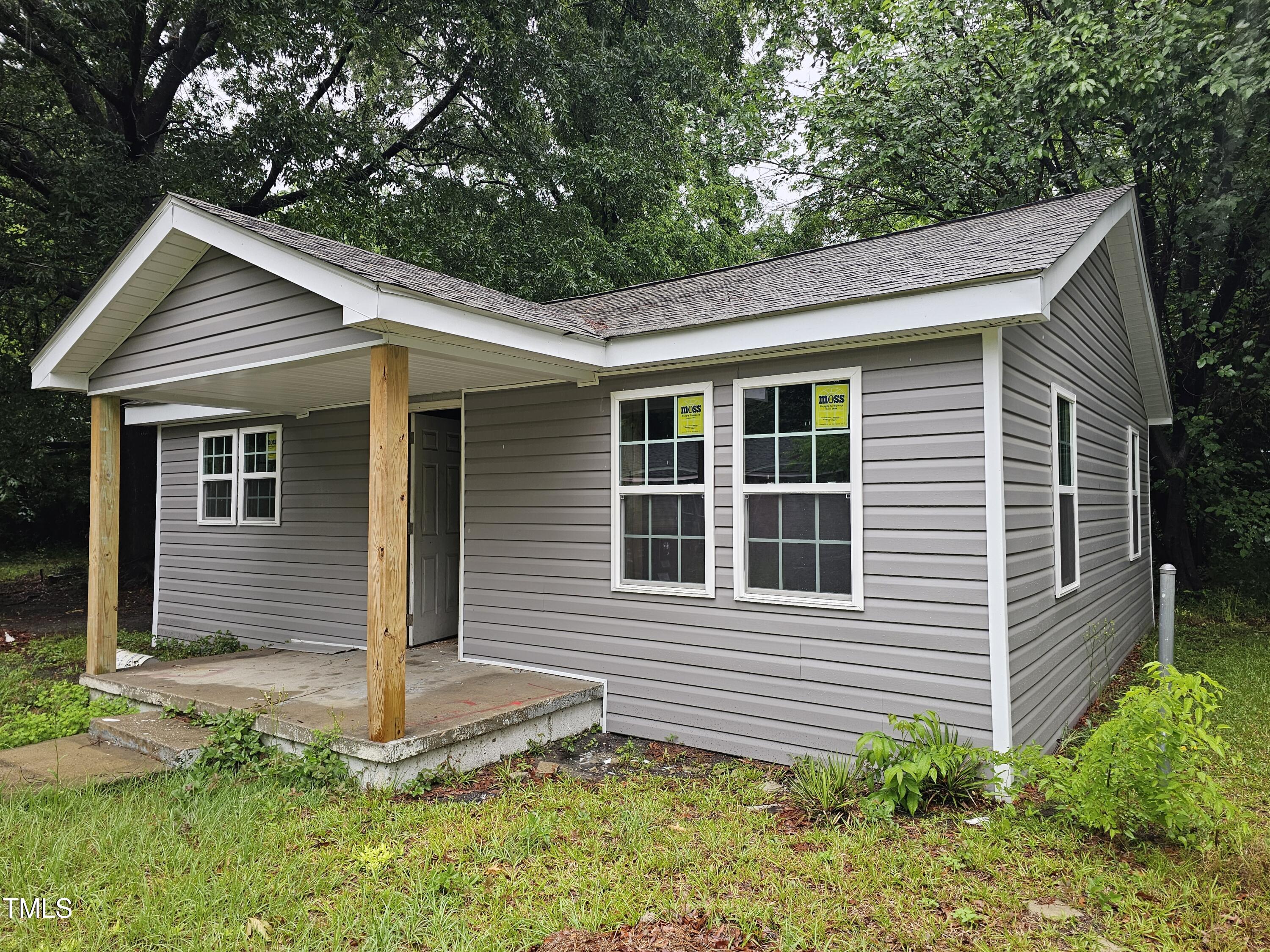 109 Raynor Street Property Photo 1