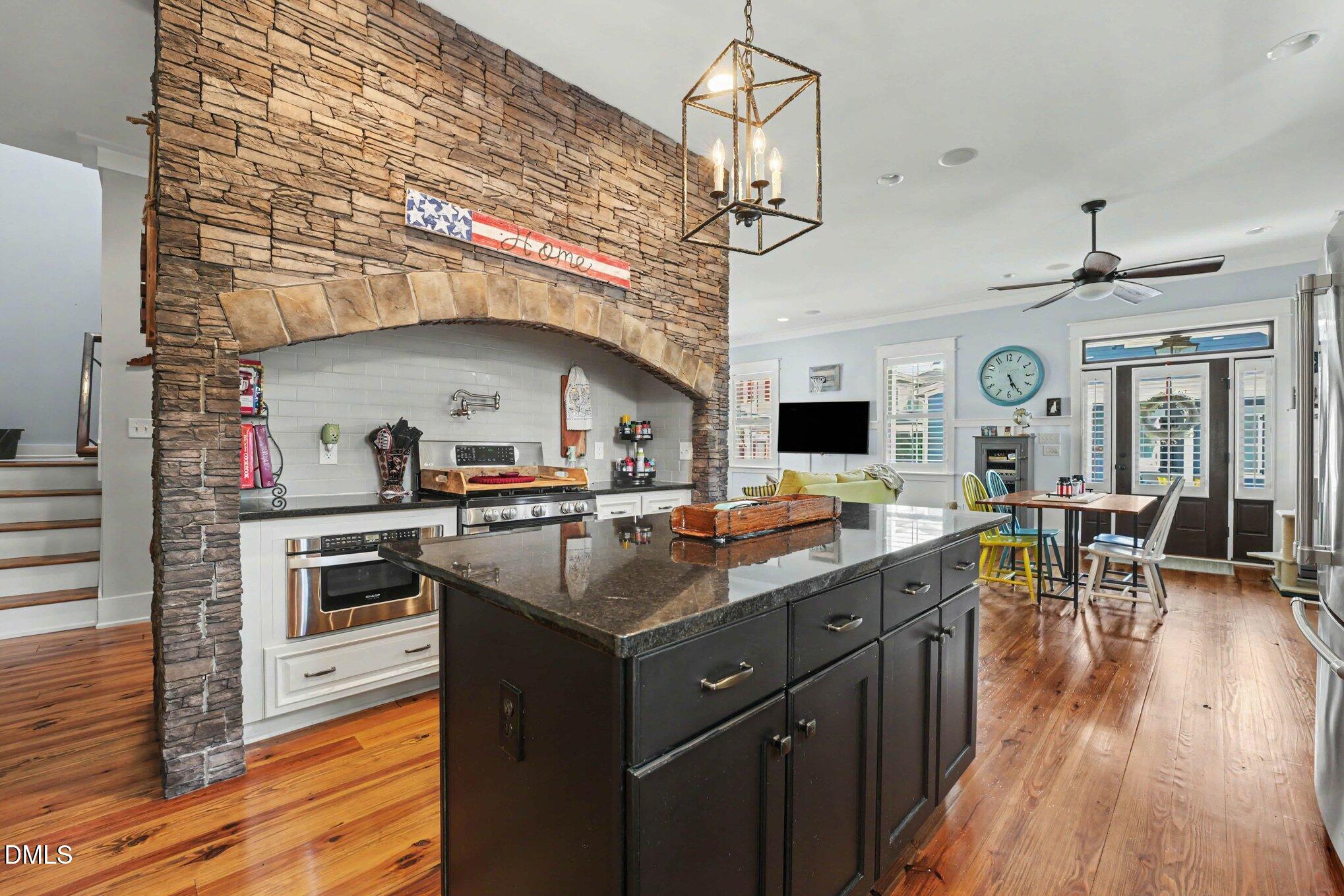 9 Congress Street Property Photo 11