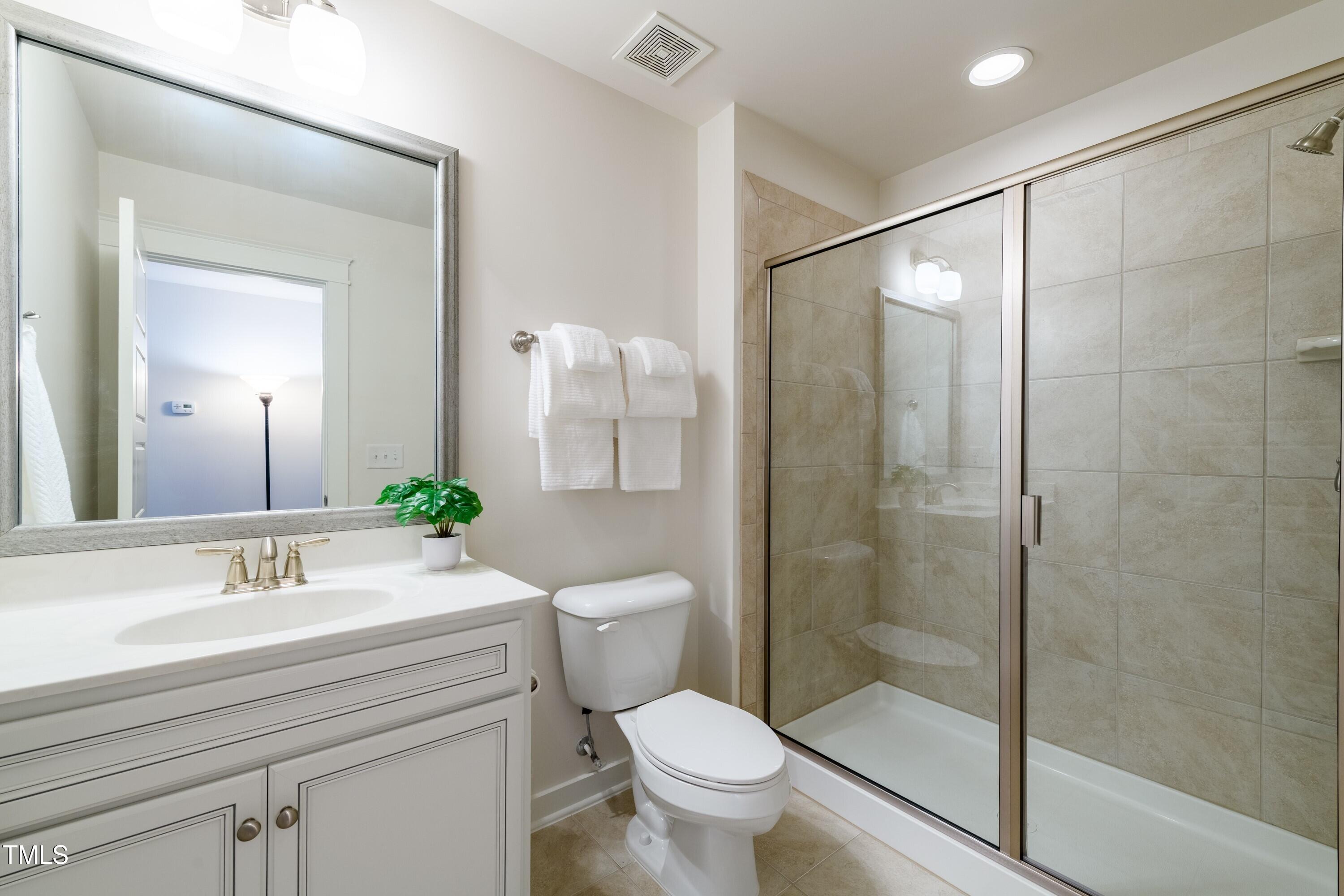 7809 Lillyhurst Drive Property Photo 28