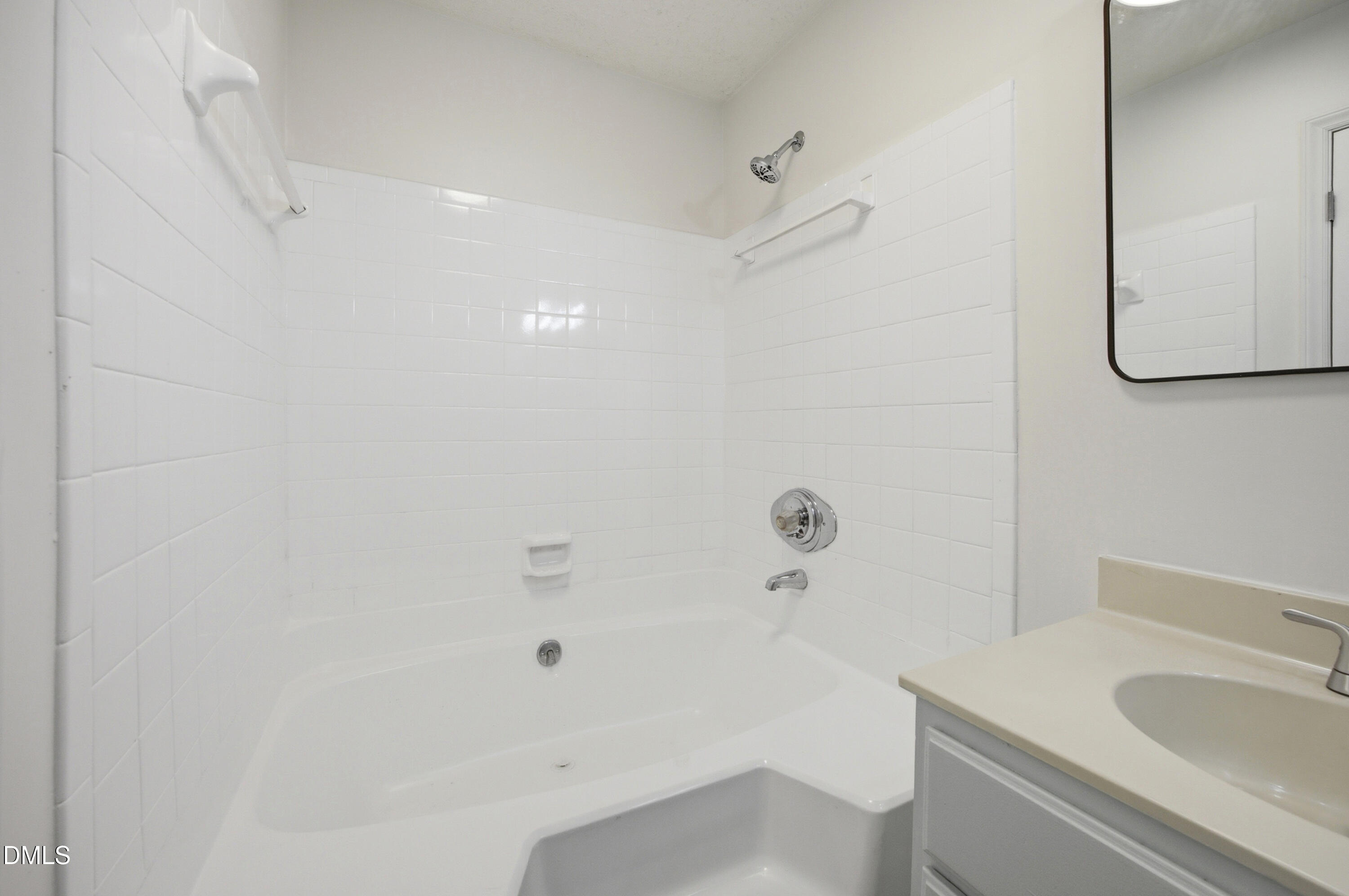 834 New Kent Place Property Photo 15