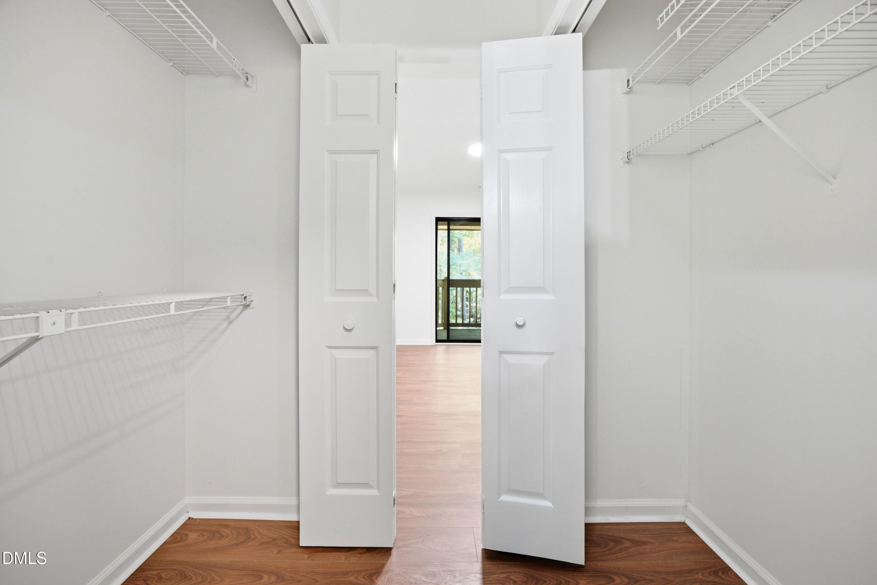 834 New Kent Place Property Photo 18
