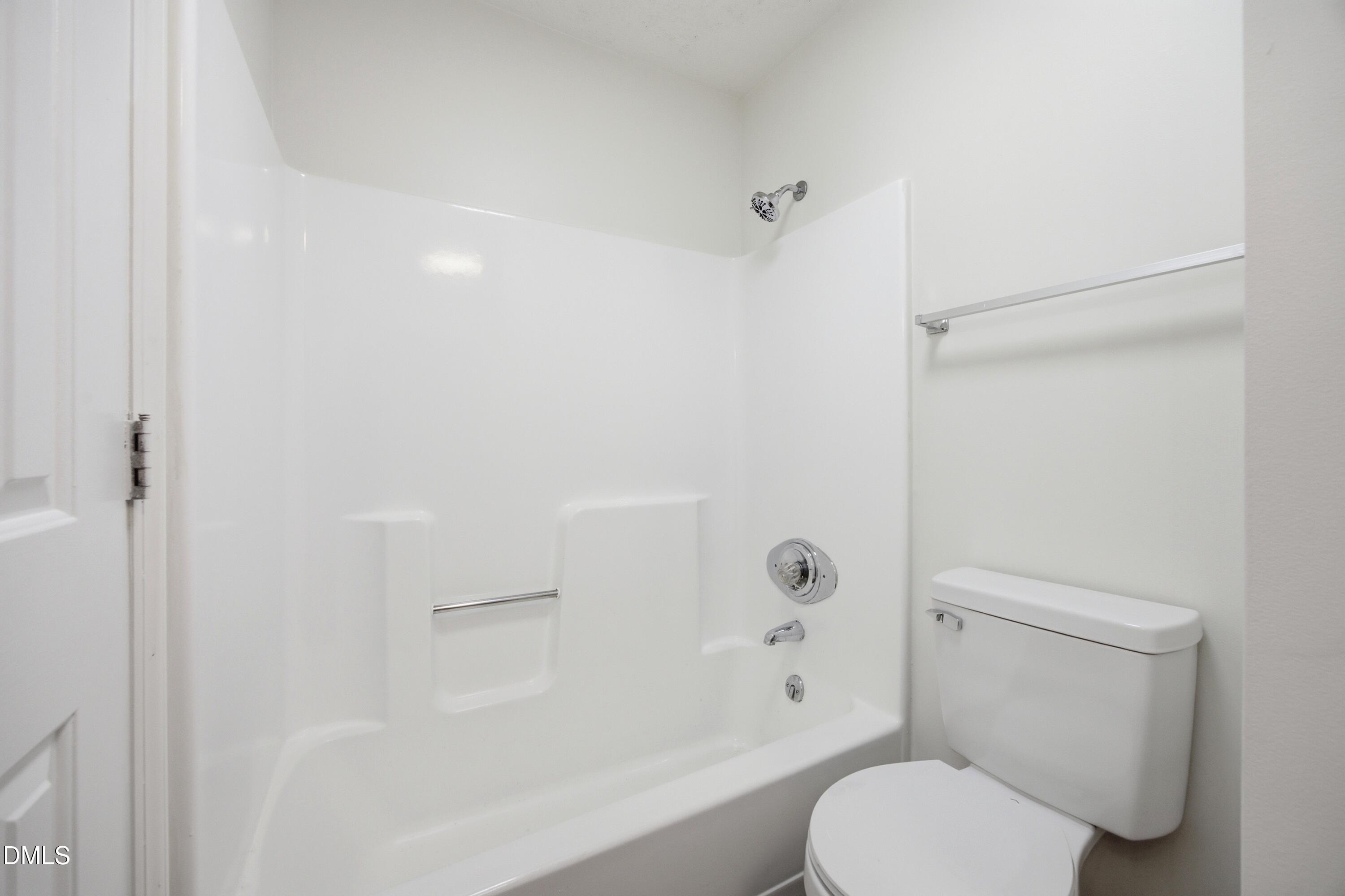 834 New Kent Place Property Photo 20